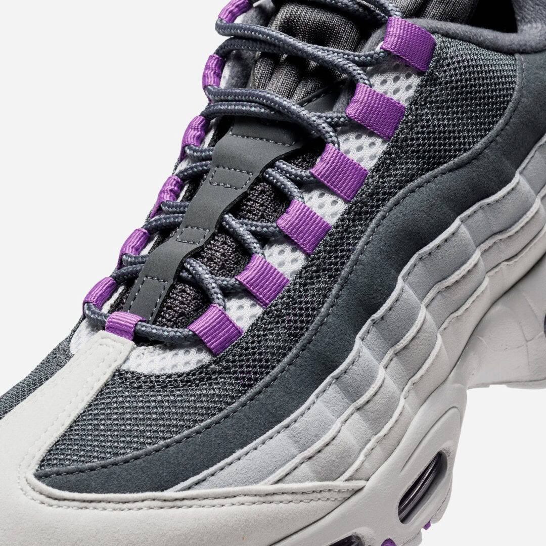 Nike Air Max 95 OG Big Bubble Photon Dust Bright Violet Detail