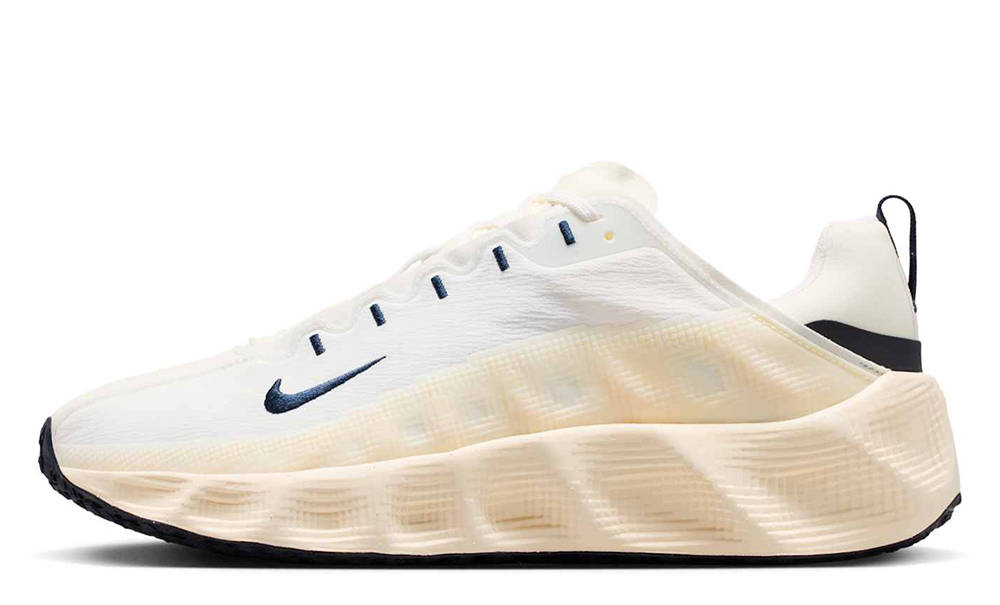 Nike Ava Rover White Dark Obsidian