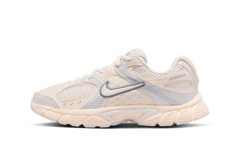 Nike V5 RNR GS Chalk Sail HQ6411-106