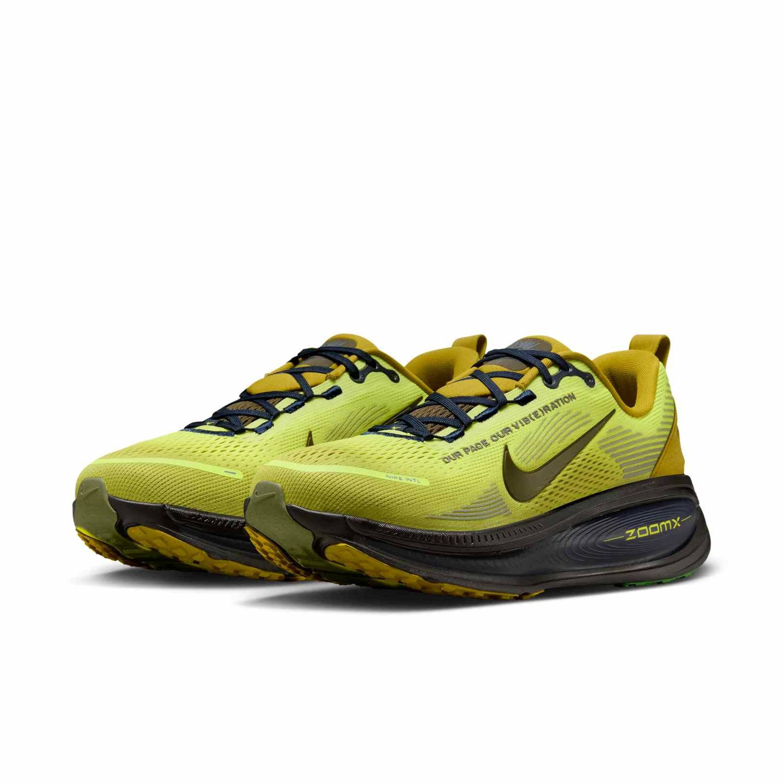 Nike Vomero 18 SE Sonic Yellow IQ3413-704 front