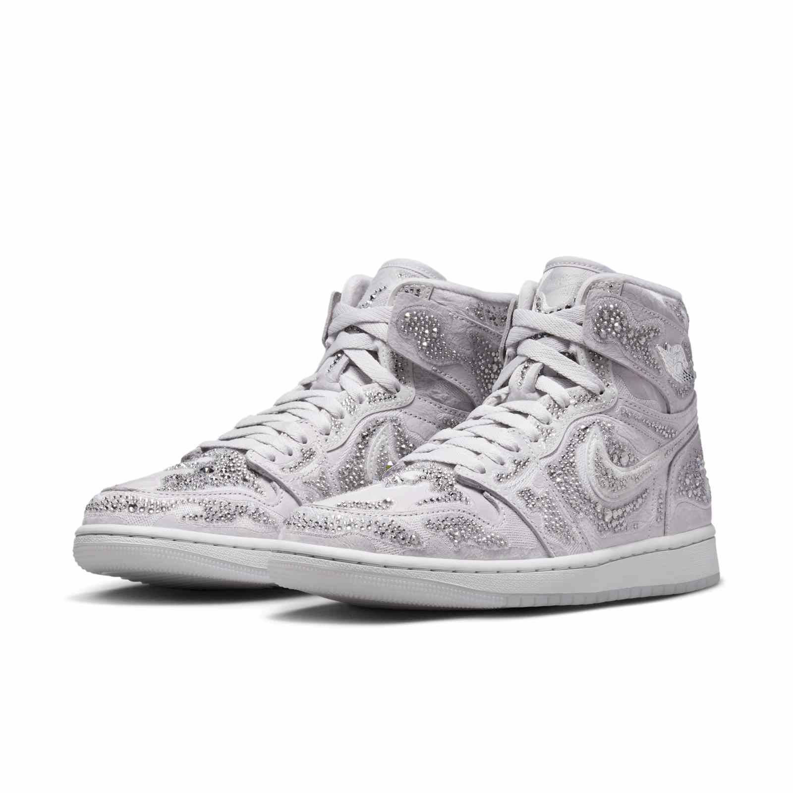 Swarovski x Air Jordan 1 Retro High OG Vast Grey front