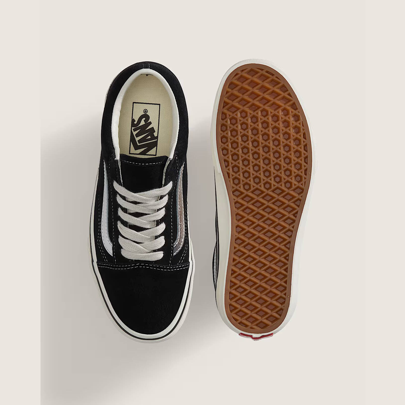 Vans Old Skool Metallic Sidestripe Black Silver VN000E8WYG4 middle3
