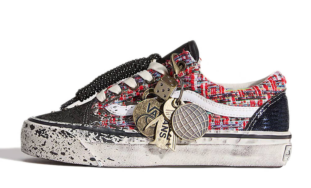 Vans Old Skool Premium Charms Black Red Multi VN000D9VBOS