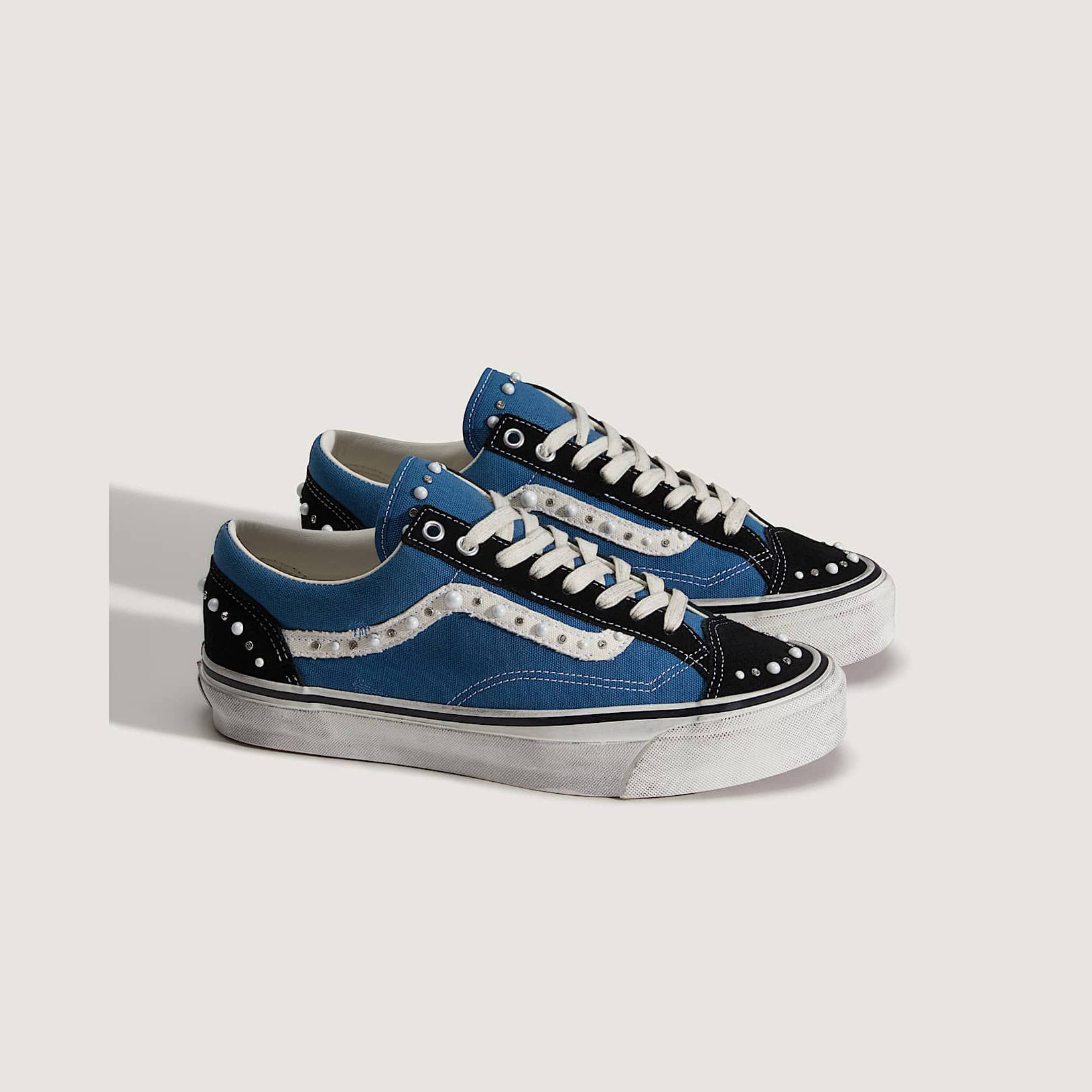 Vans Premium Old Skool 36 Black Navy Blue VN000E8VYA6 front