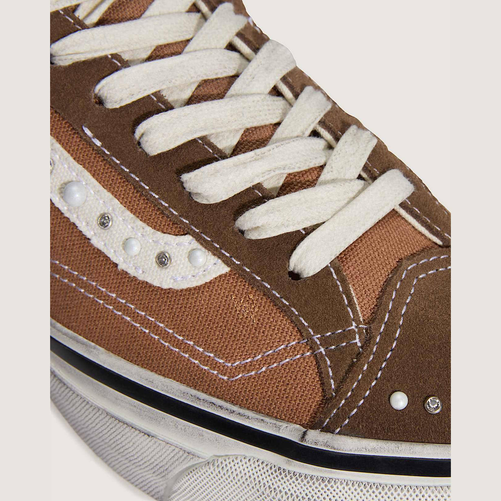 Vans Premium Old Skool 36 Vintage Cocoa Brown VN000E8VFST lace area