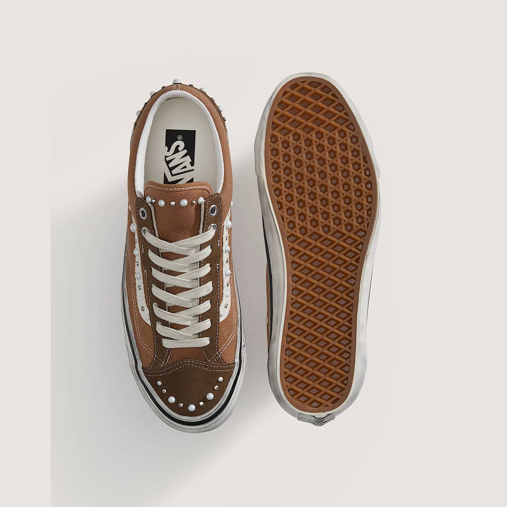 Vans Premium Old Skool 36 Vintage Cocoa Brown VN000E8VFST middle