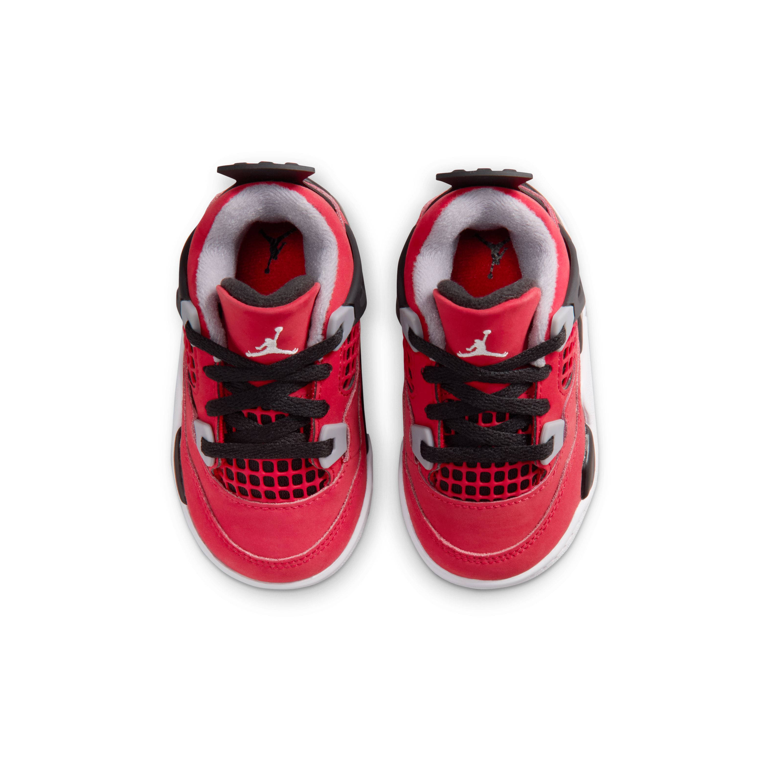 Air Jordan 4 Retro TD Toro Bravo HV4382-600 middle