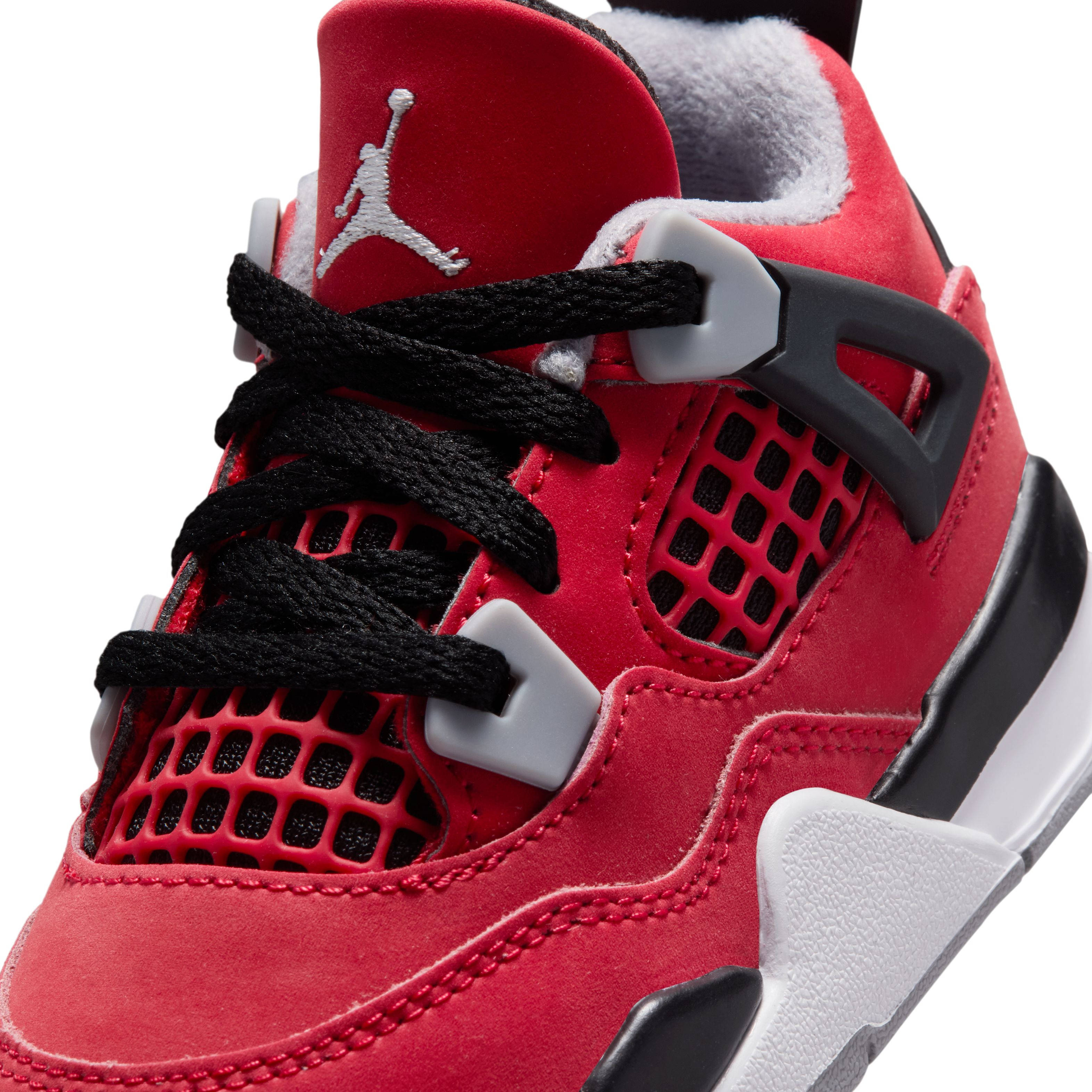 Air Jordan 4 Retro TD Toro Bravo HV4382-600 side