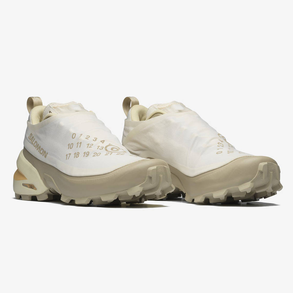 MM6 Maison Margiela x Salomon Cross Dust Vanilla Ice Eucalyptus Pair
