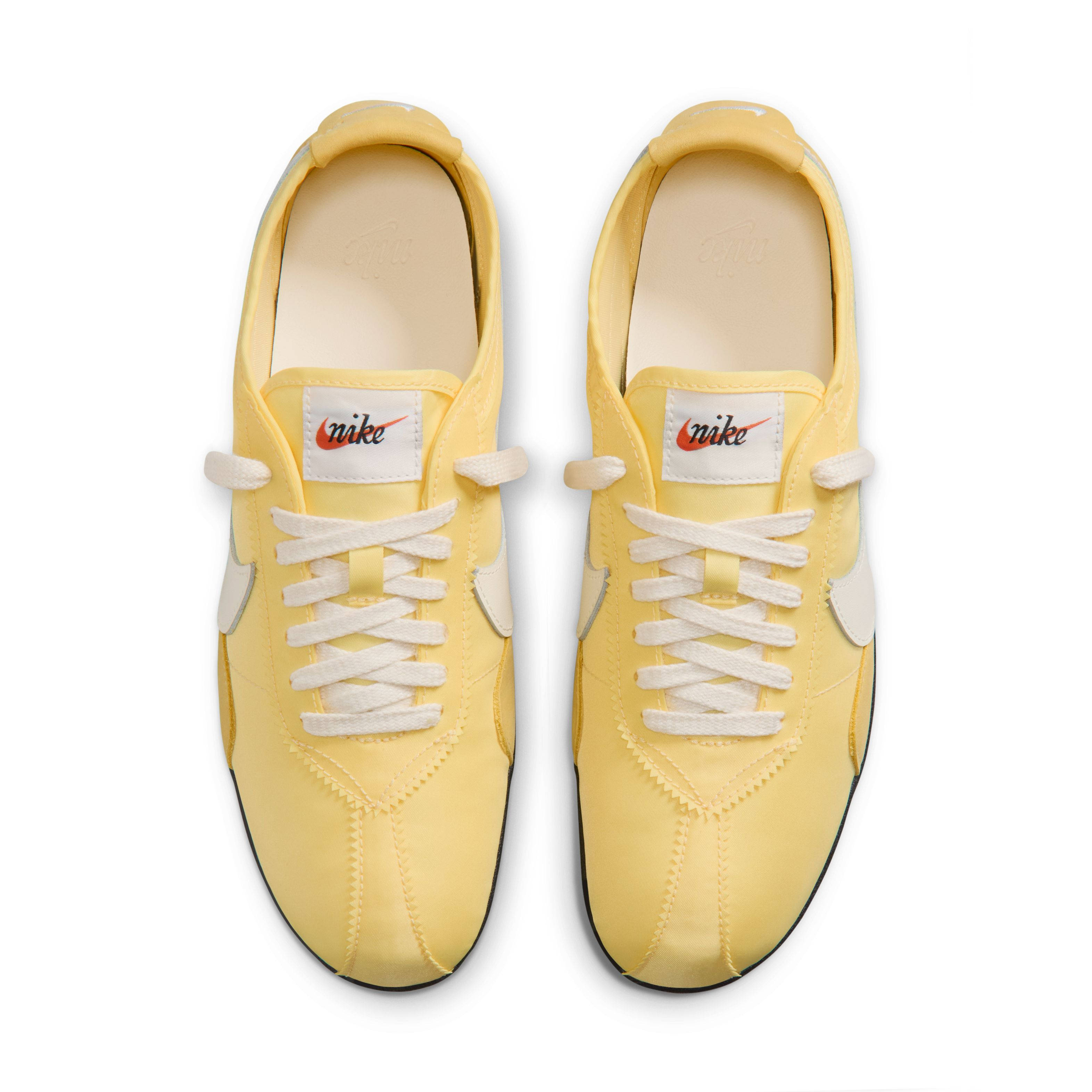 Nike Moon Shoe Soft Yellow IW0955-700 middle