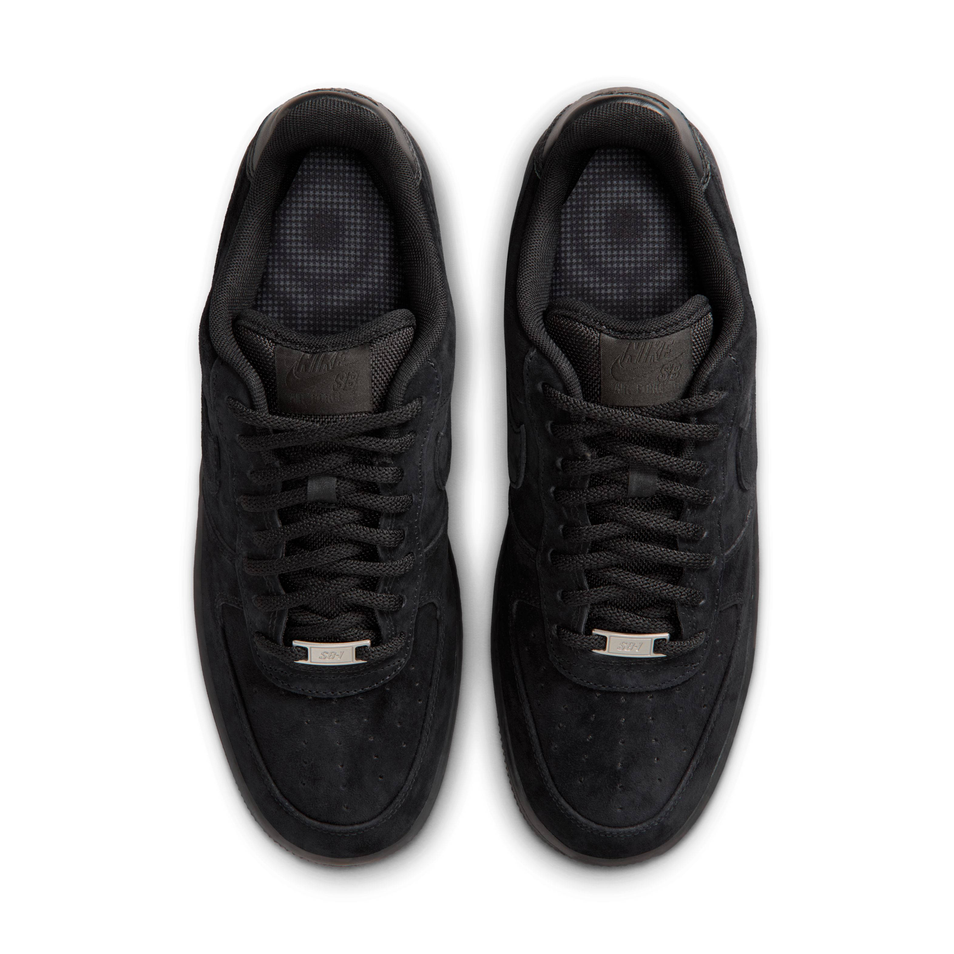 Nike SB Air Force 1 Low Triple Black IW8068-001 middle
