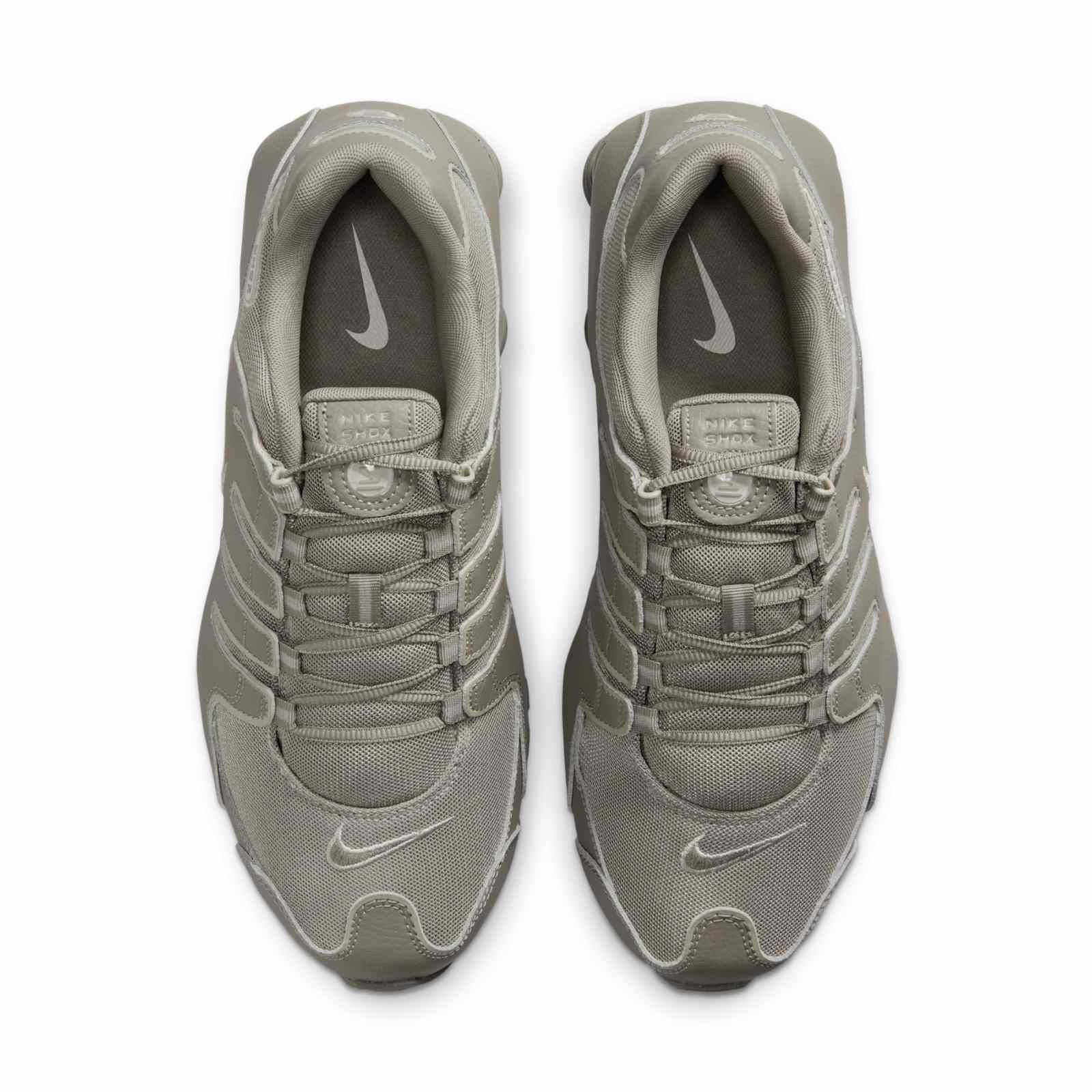 Nike Shox NZ Light Army Spruce Fog IQ8263-300 middle