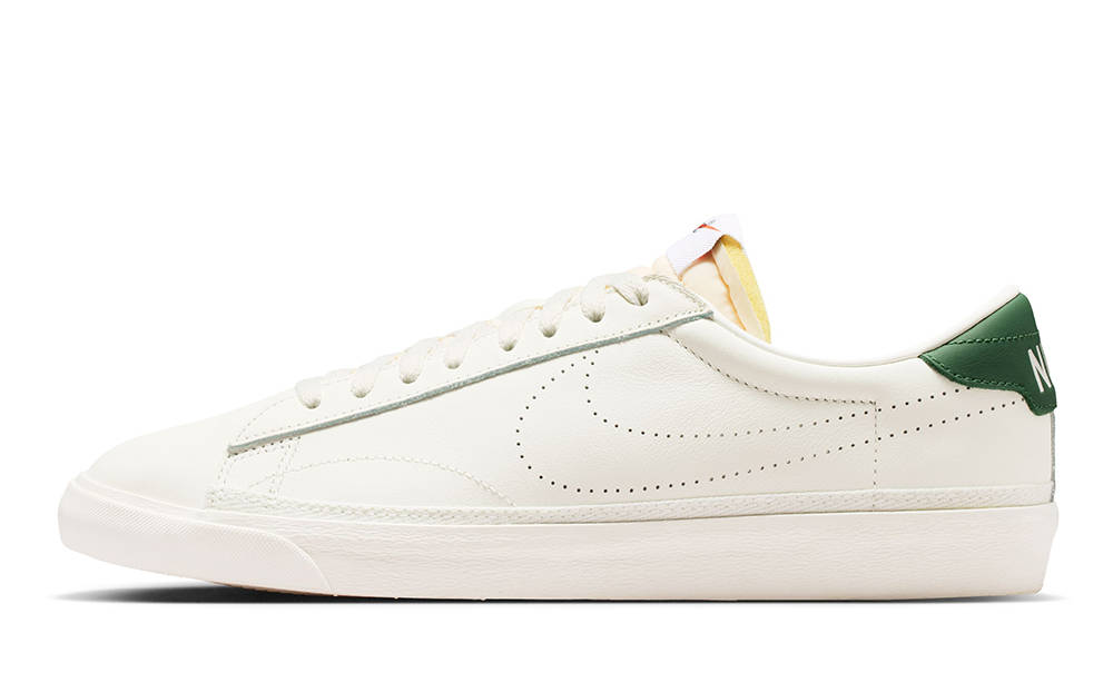 Nike Tennis Classic Sail Fir Team Orange