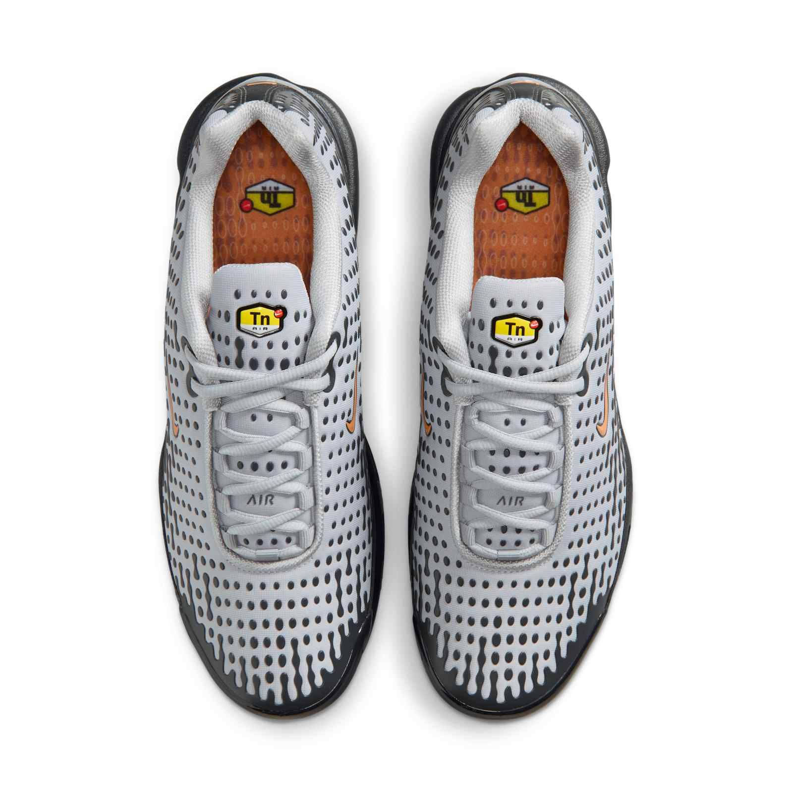 Nike TN Air Max Plus VII Light Smoke Grey Hot Curry HQ2197-003 middle