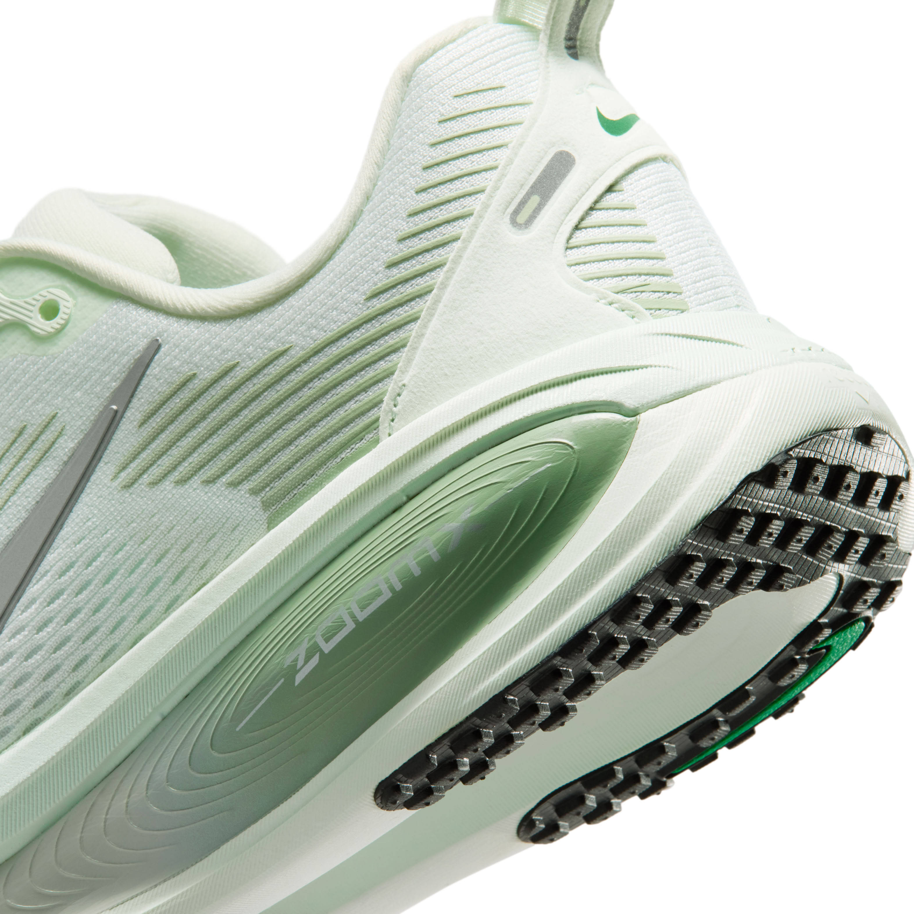 Nike Vomero 18 Barely Green Steam Detail 1