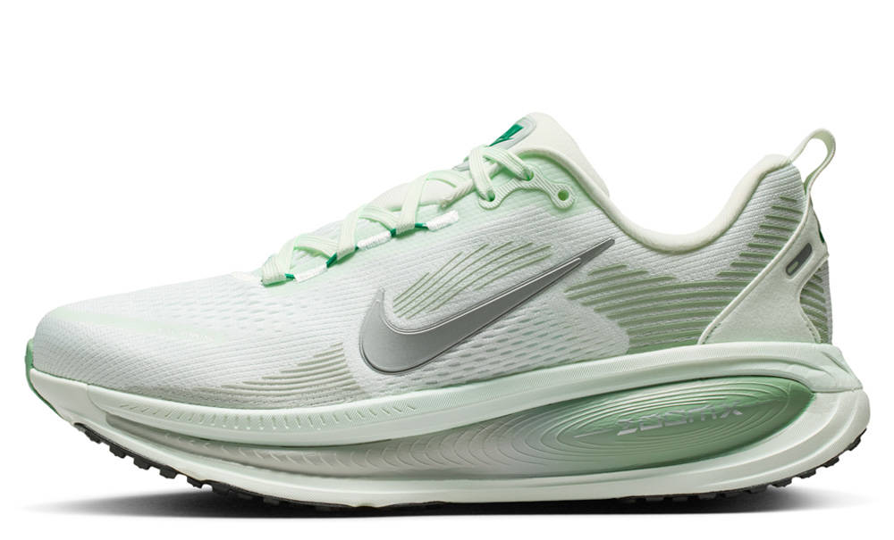 Nike Vomero 18 Barely Green Steam
