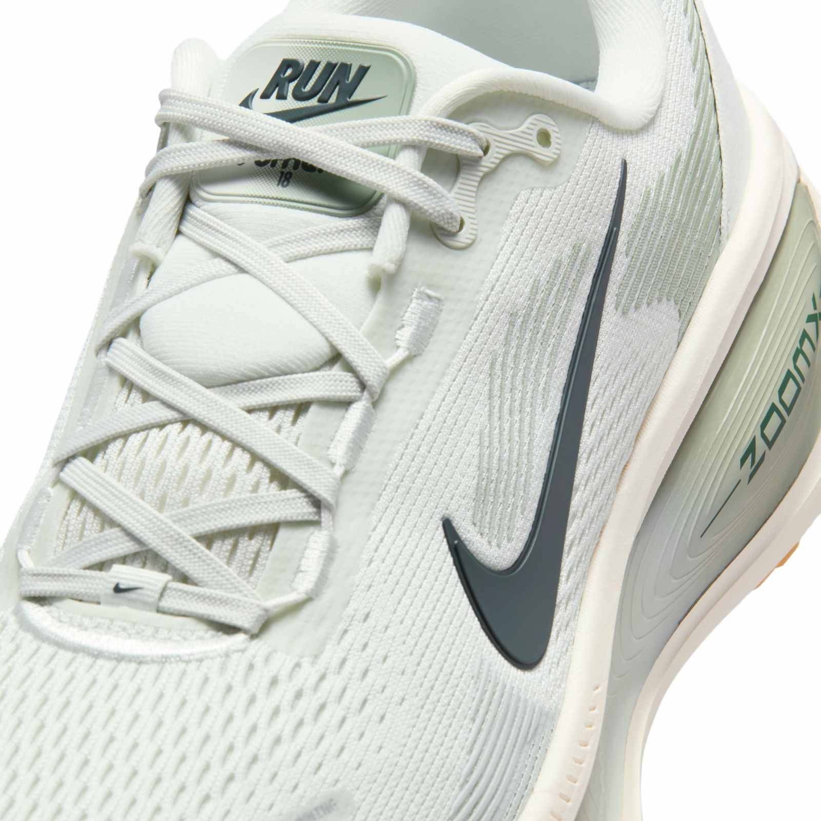 Nike Vomero 18 Spruce Aura Jade Horizon HM6803-020 side