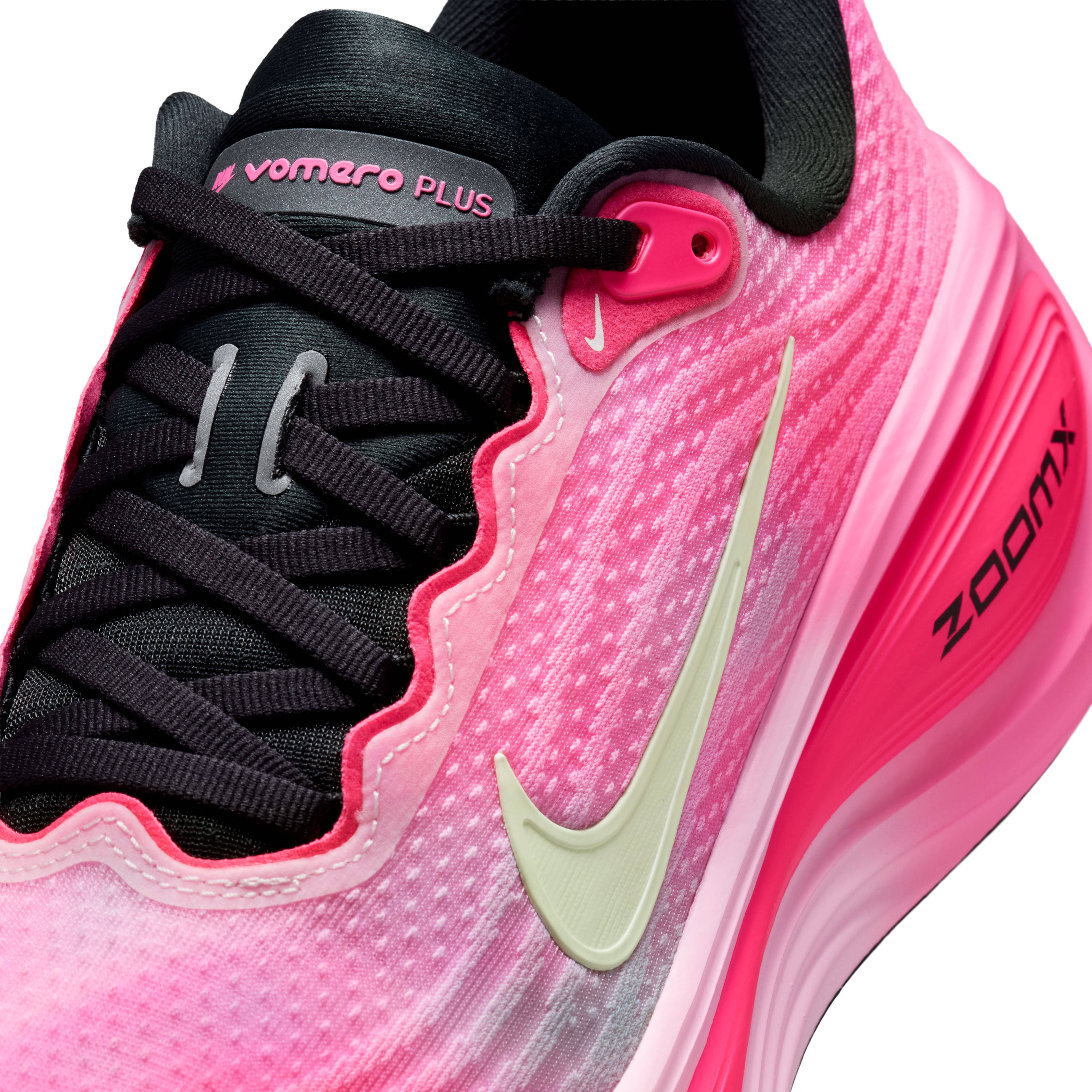 Nike Vomero Plus Pearl Pink Detail