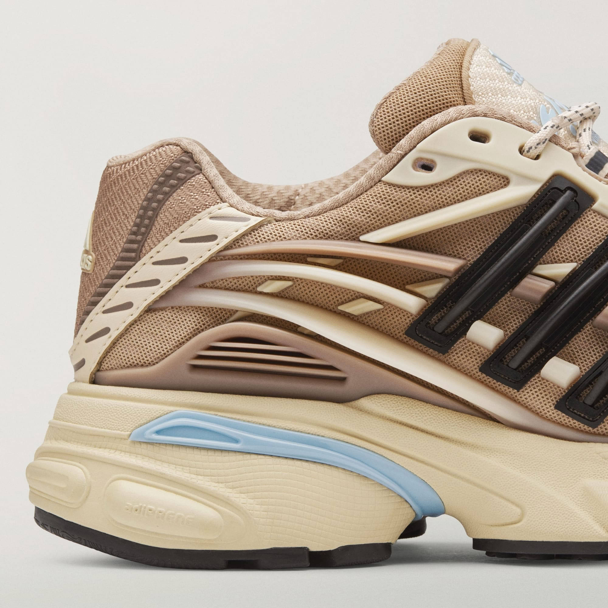 Pharrell x adidas Adistar Jellyfish Crystal Sand Detail