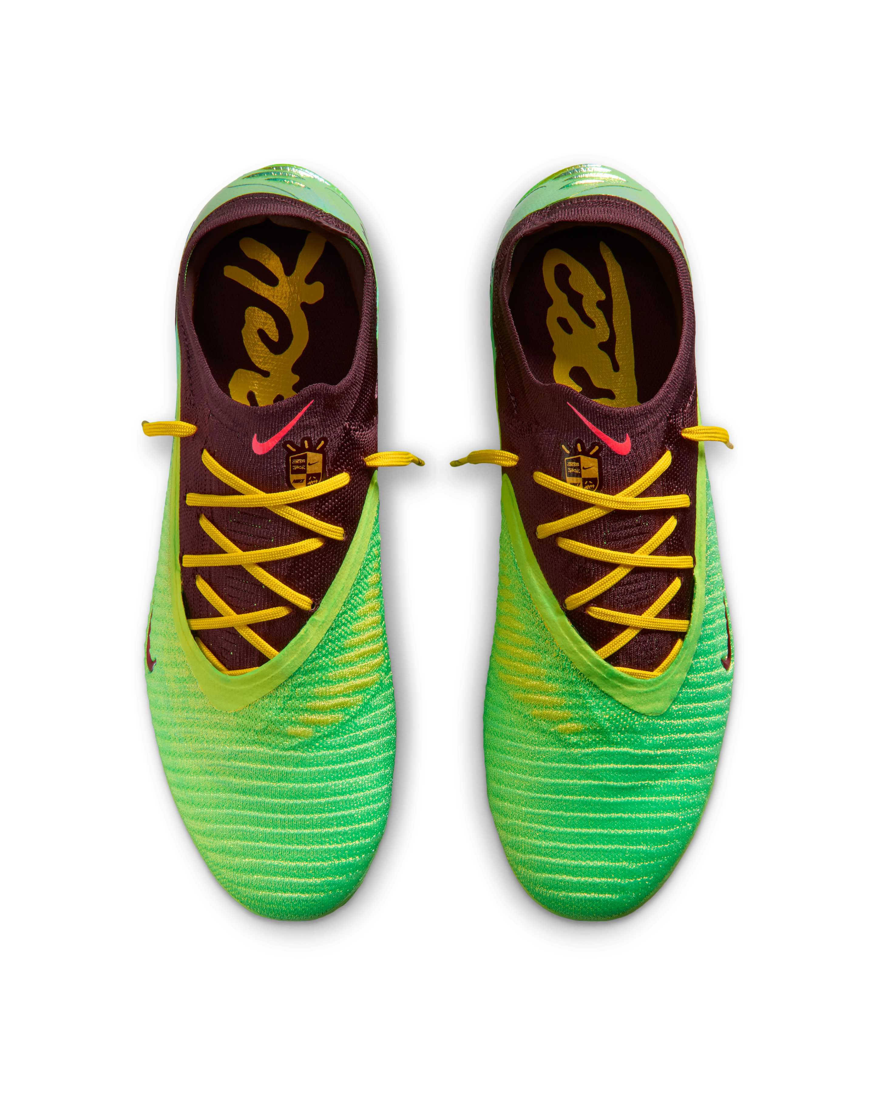 Travis Scott x Nike Phantom 6 Low Elite FG Green Brown Top