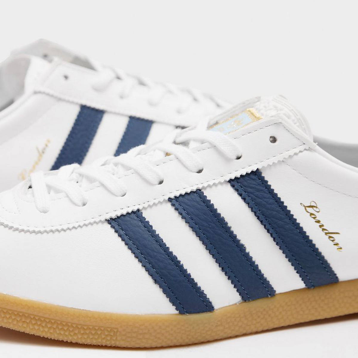 adidas London 90s City Series size exclusive Detail 1