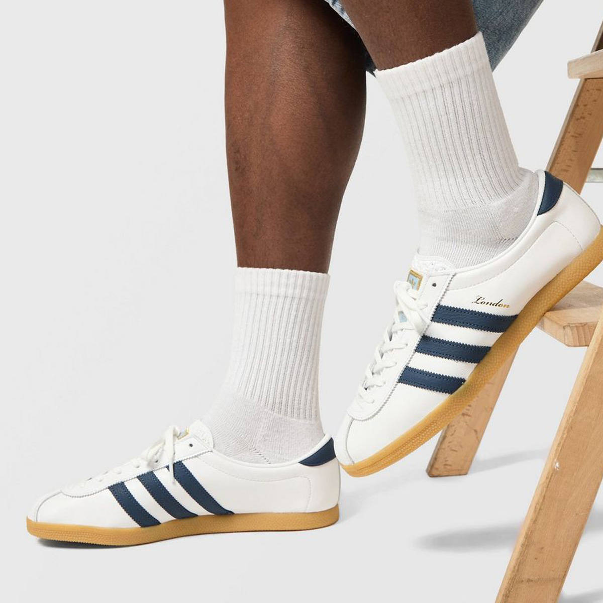 adidas London 90s City Series size exclusive On Feet
