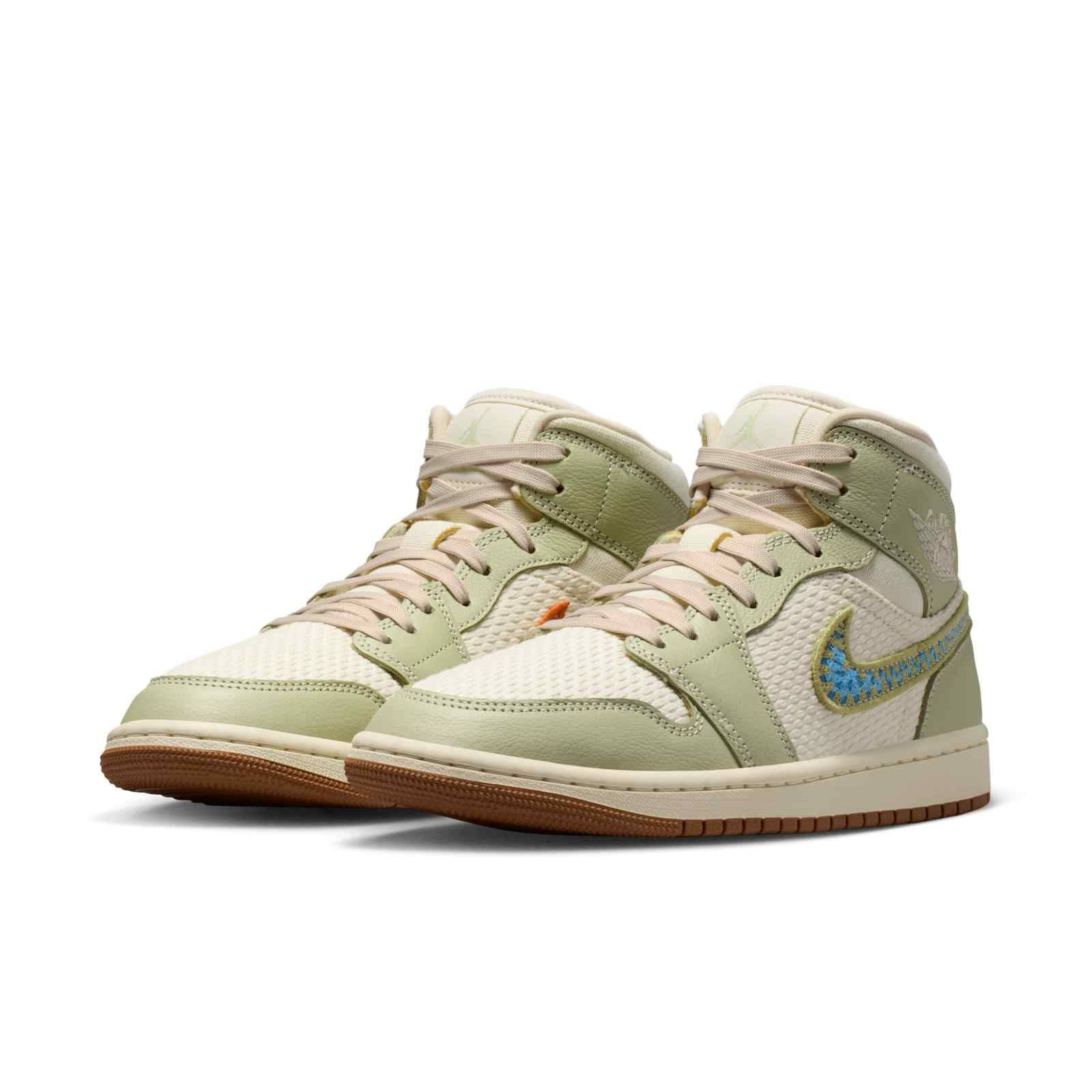 Air Jordan 1 Mid SE Olive Aura Lawn II0570-302 front