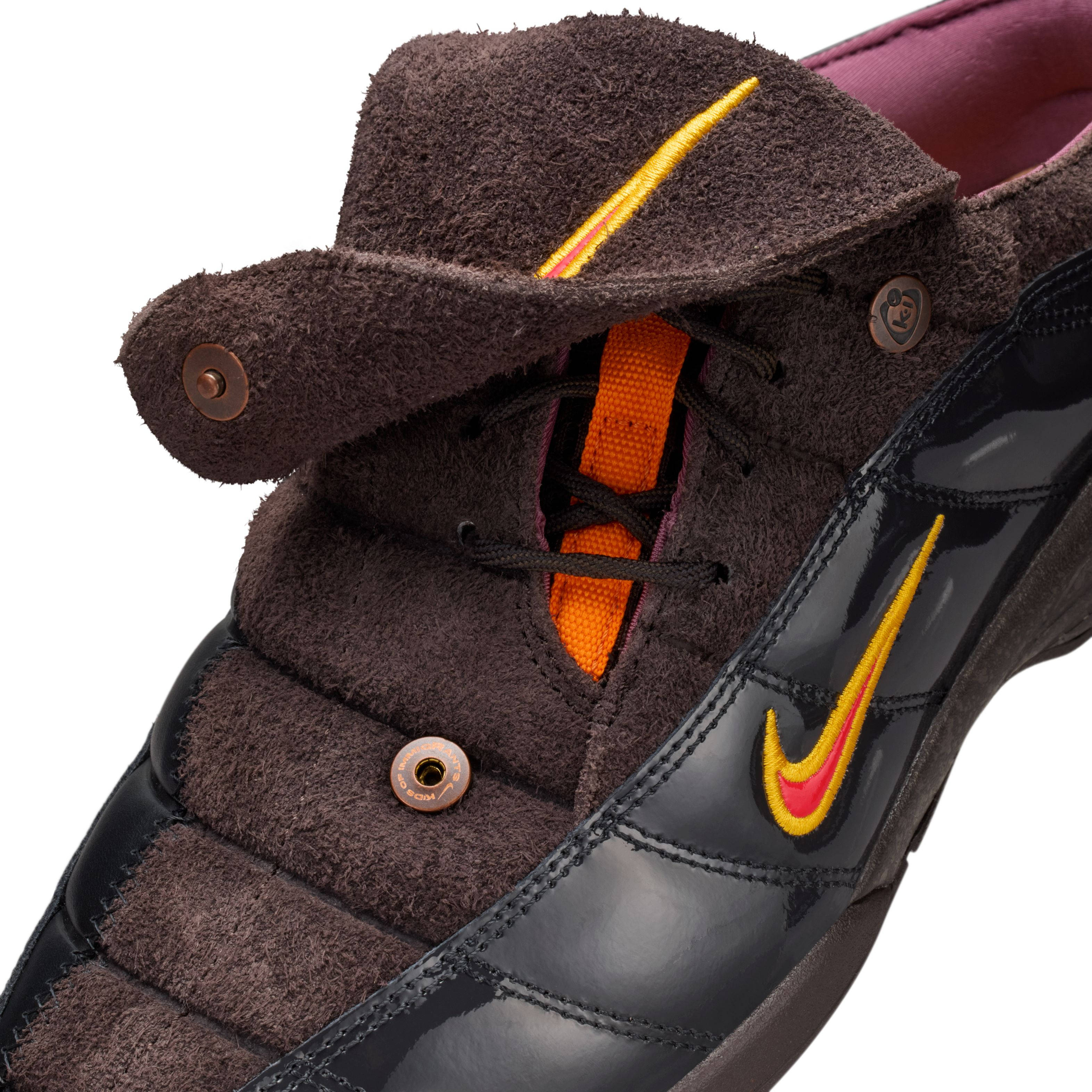 Kids of Immigrants x Nike T90 Mule Khaki Velvet Brown IH4422-201 tongue