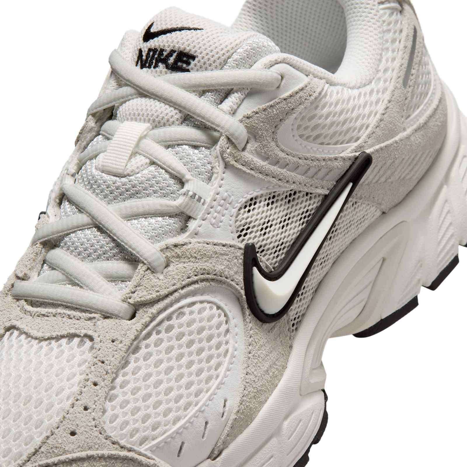 Nike V5 RNR Suede White Photon Dust