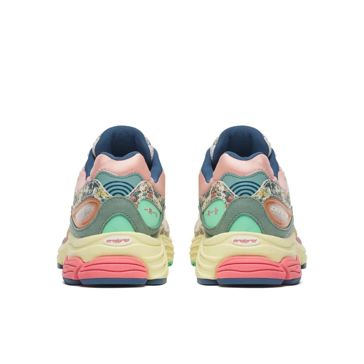 Saucony ProGrid Omni 9 Floral Beige Blue S71015-1 back