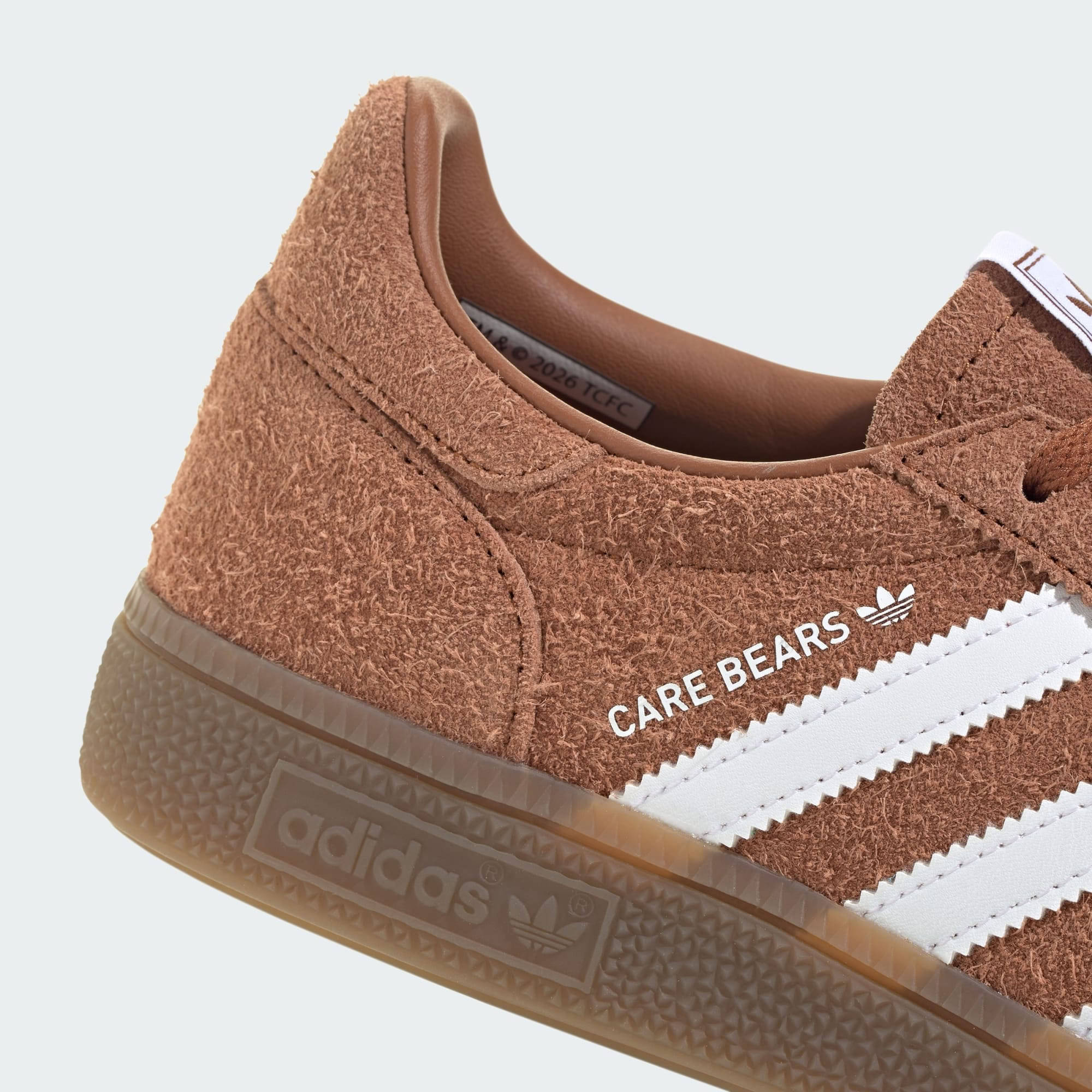 Care Bears x adidas Handball Spezial Tenderheart Bear Detail 1