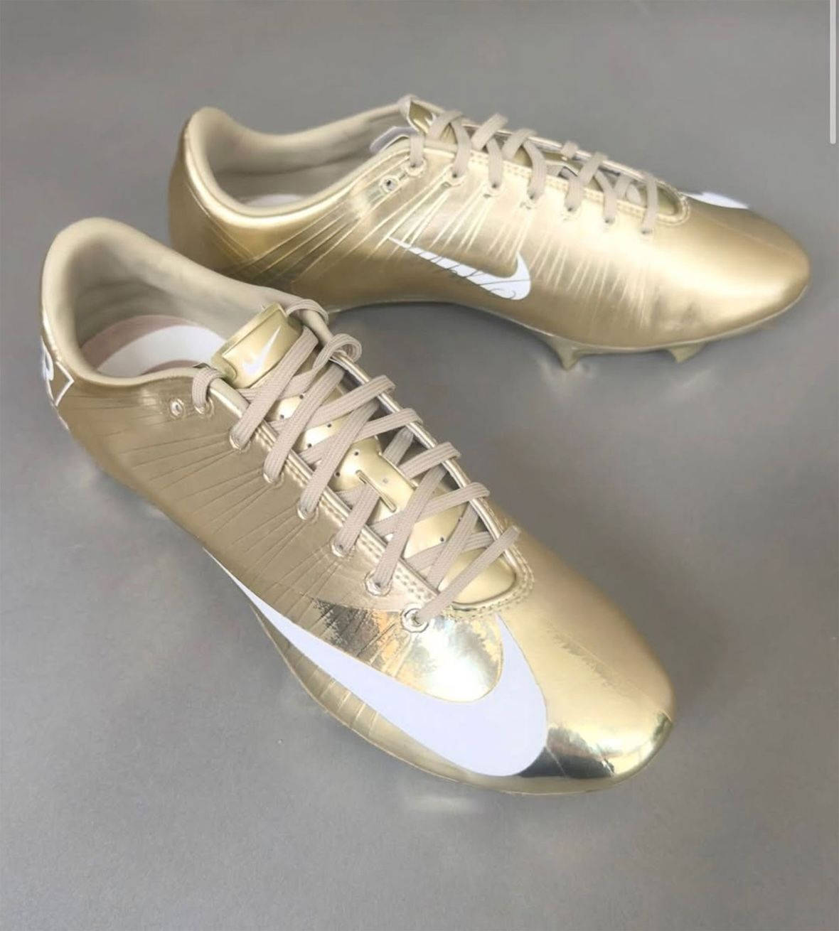 Cristiano Ronaldo x Nike Mercurial Superfly 1 RGN Gold IQ2995-900 first look front
