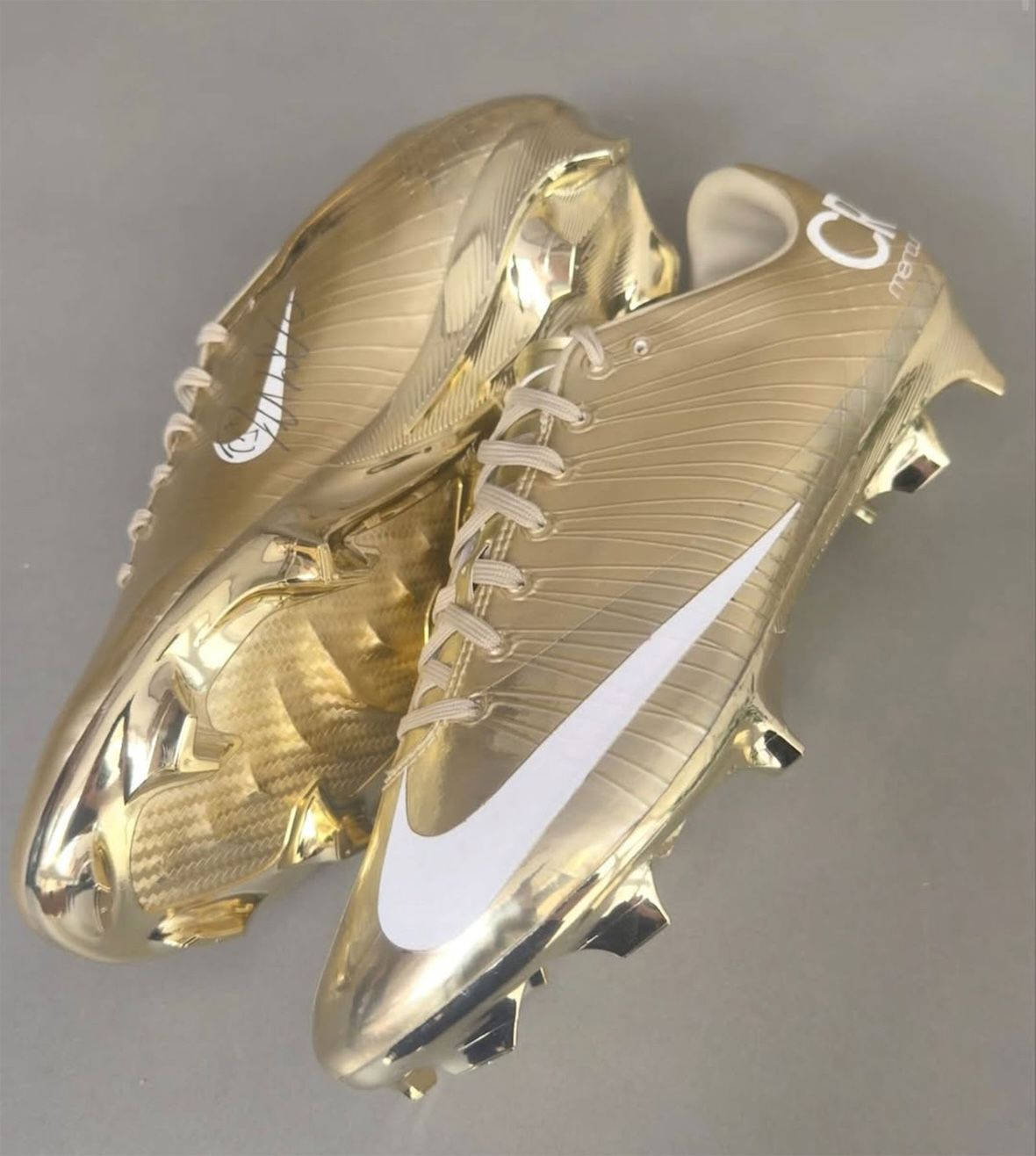 Cristiano Ronaldo x Nike Mercurial Superfly 1 RGN Gold IQ2995-900swoosh