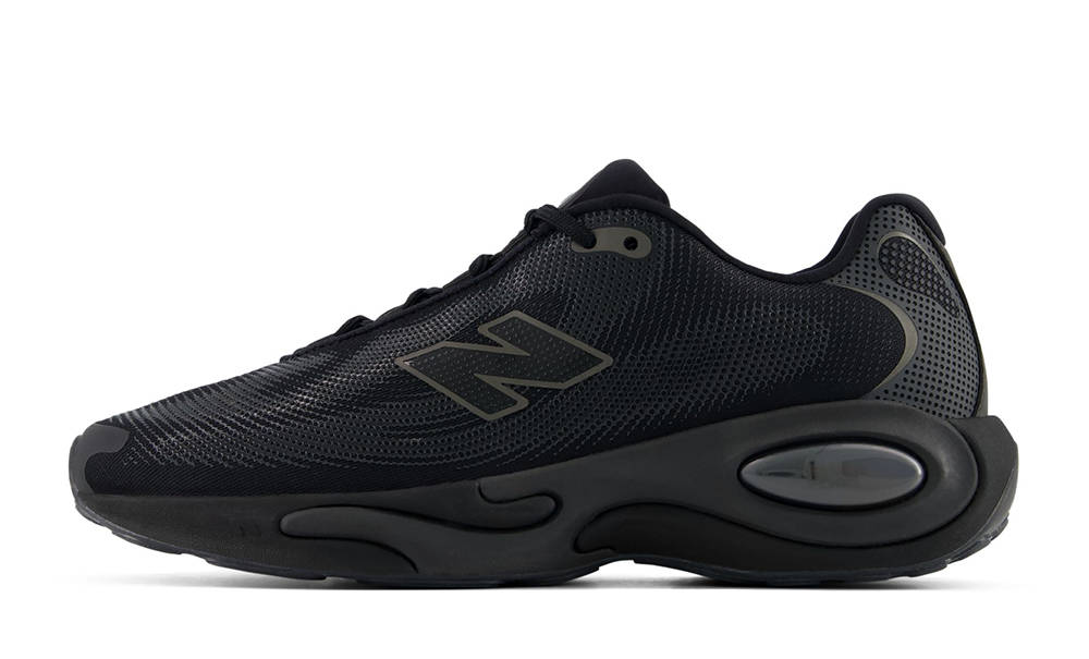 New Balance AC Runner Black