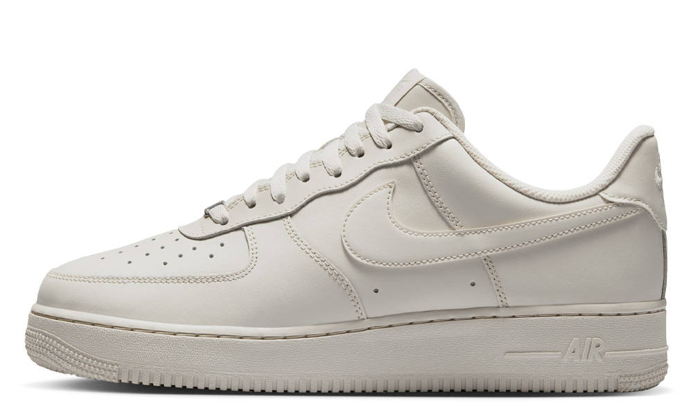 Nike Air Force 1 '07 Light Bone Metallic Silver