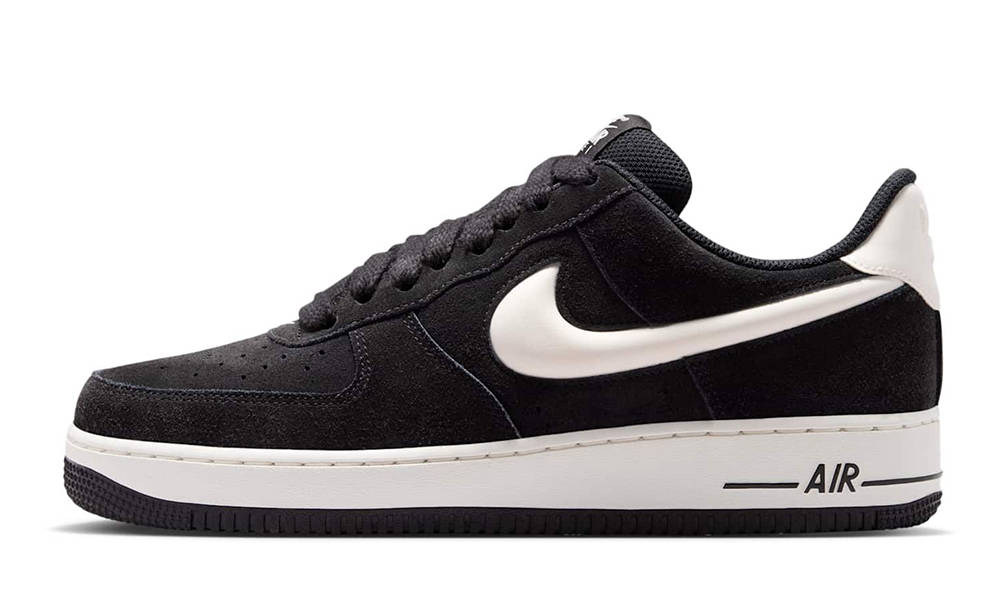 Nike Air Force 1 07 LV8 Black Sail IU7592-001