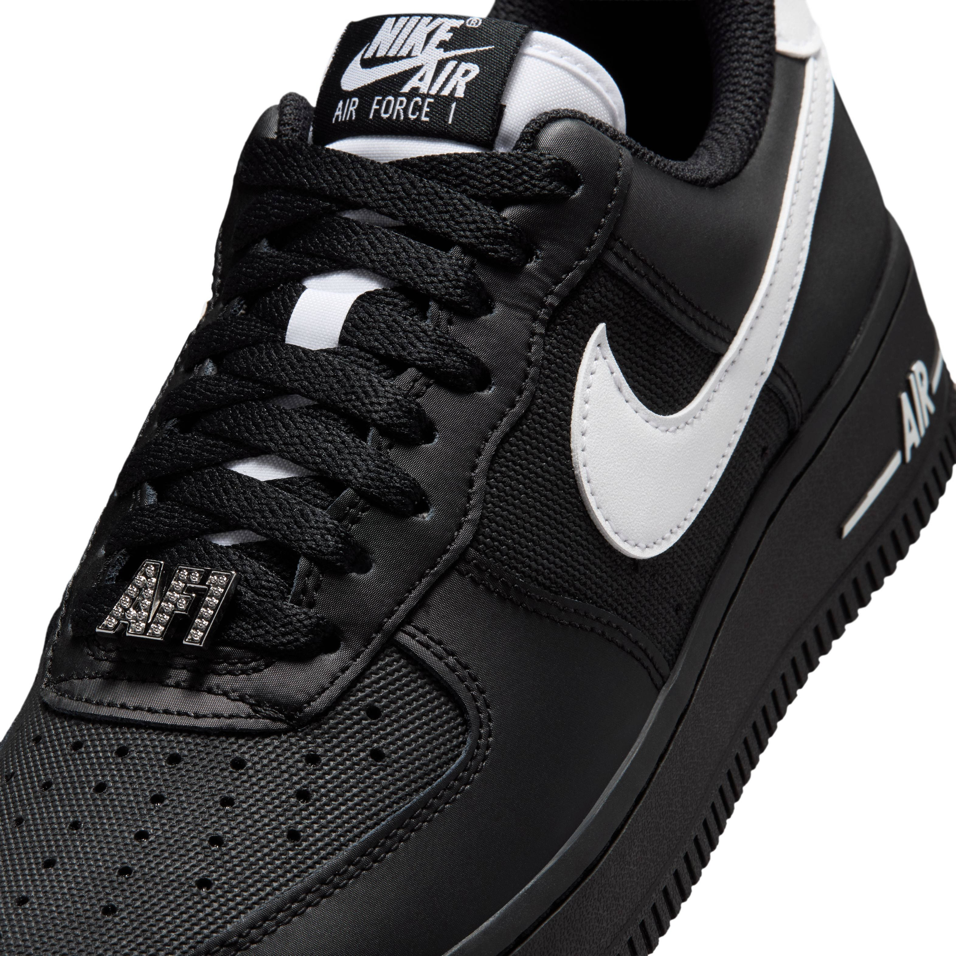 Nike Air Force 1 07 SE Black Metallic Silver White IV4721-001 side