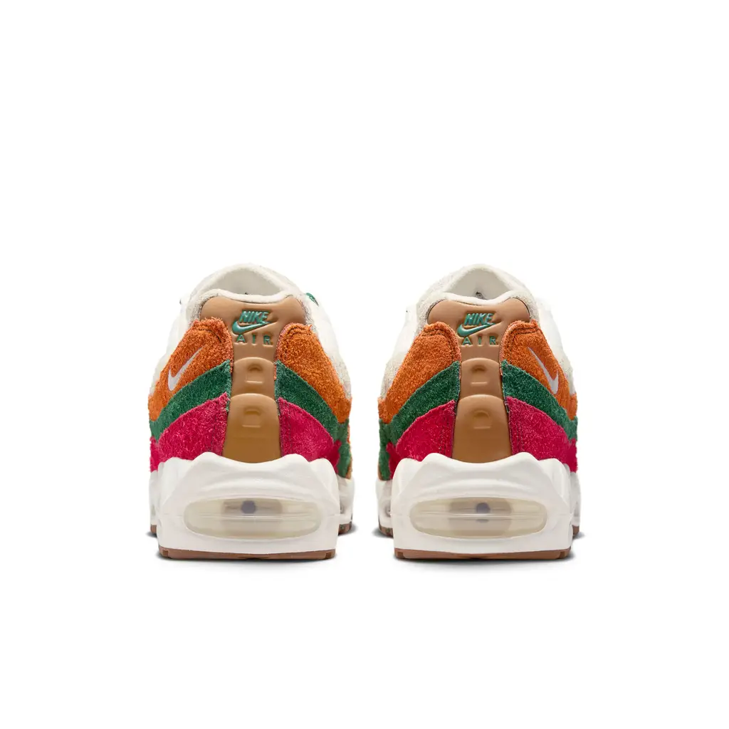 Nike Air Max 95 7-Eleven heel detail showing Light British Tan spine and brown outsole