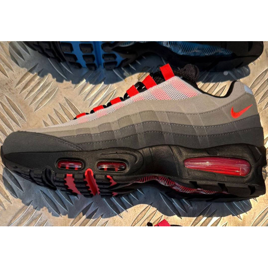 Nike Air Max 95 Black Tongue Pack Red first look