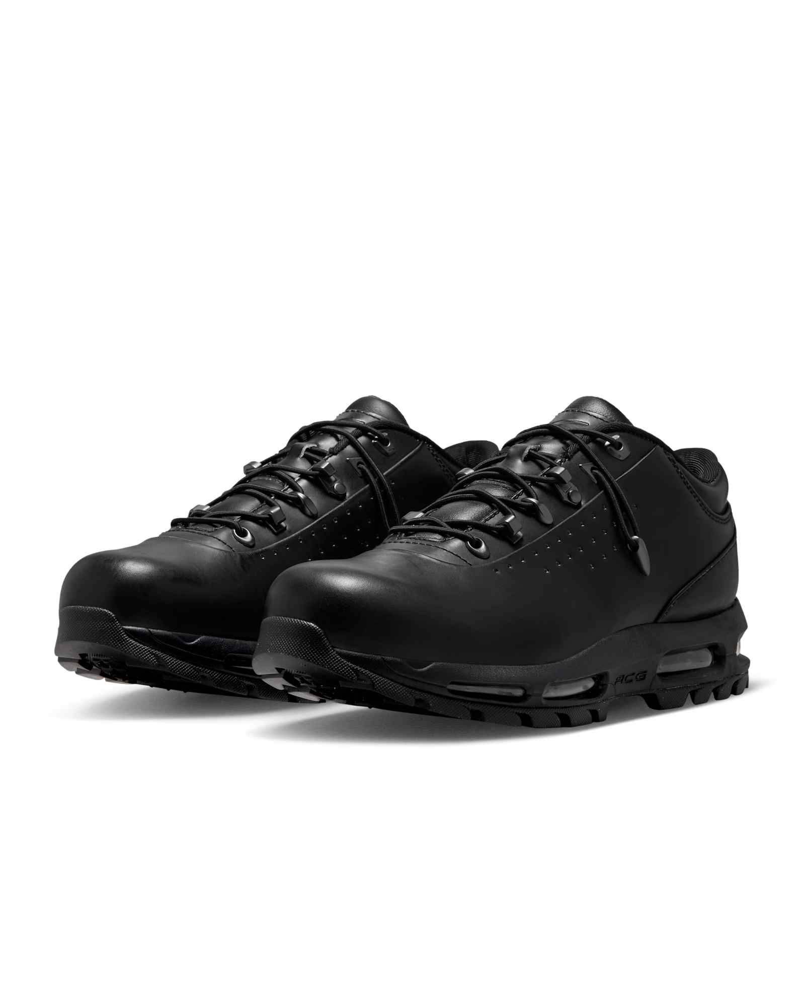 Nike Air Max Goadome Low Triple Black IR2173-001 front