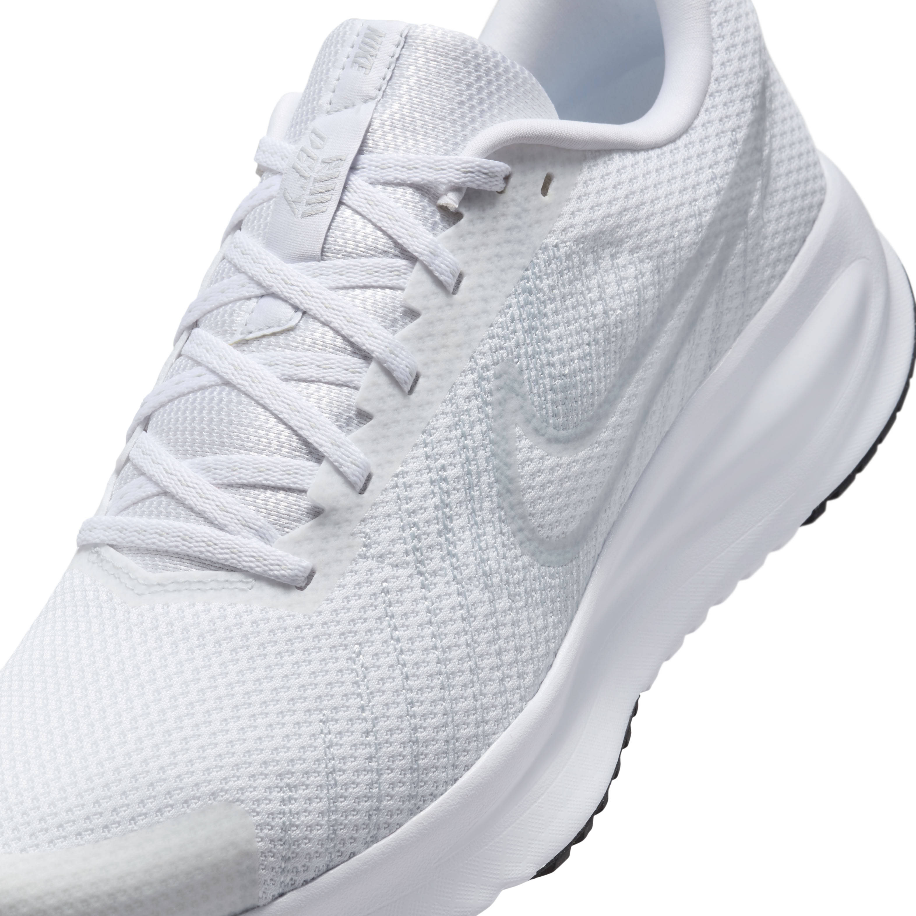 Nike Run Defy White Pure Platinum Detail