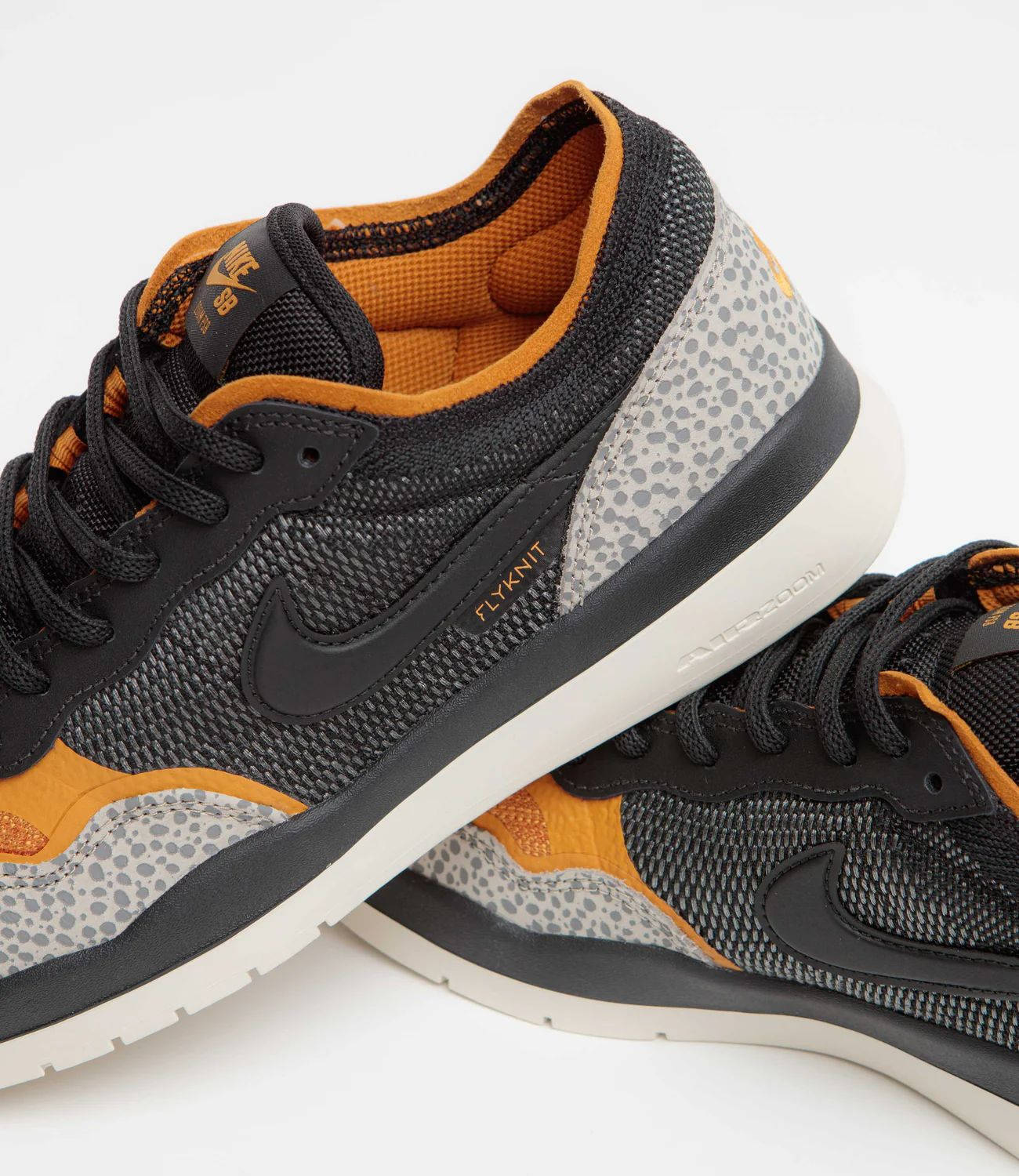 Nike SB PS8 Safari Monarch side