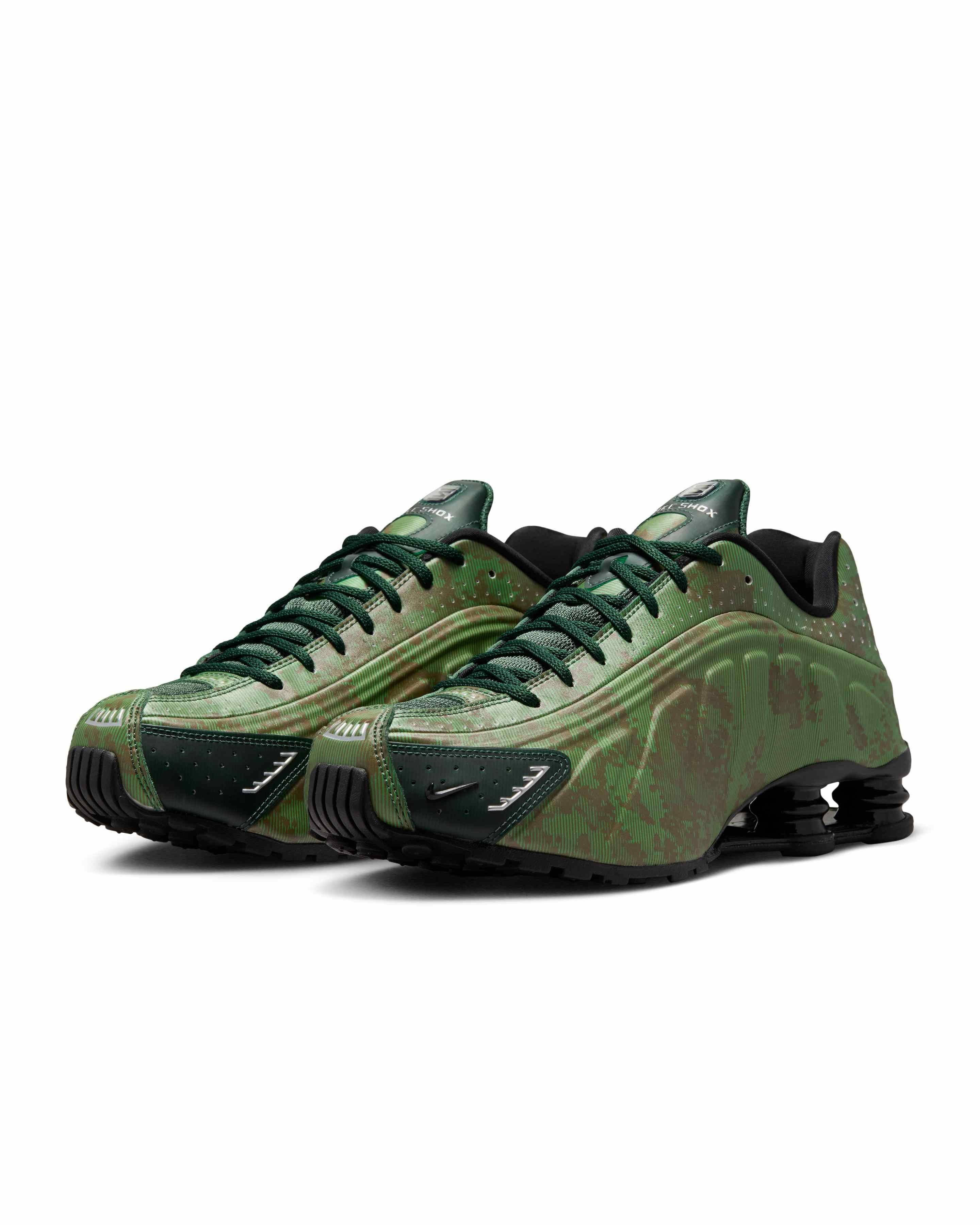 Nike Shox R4 Noble Green IQ0636-300 front