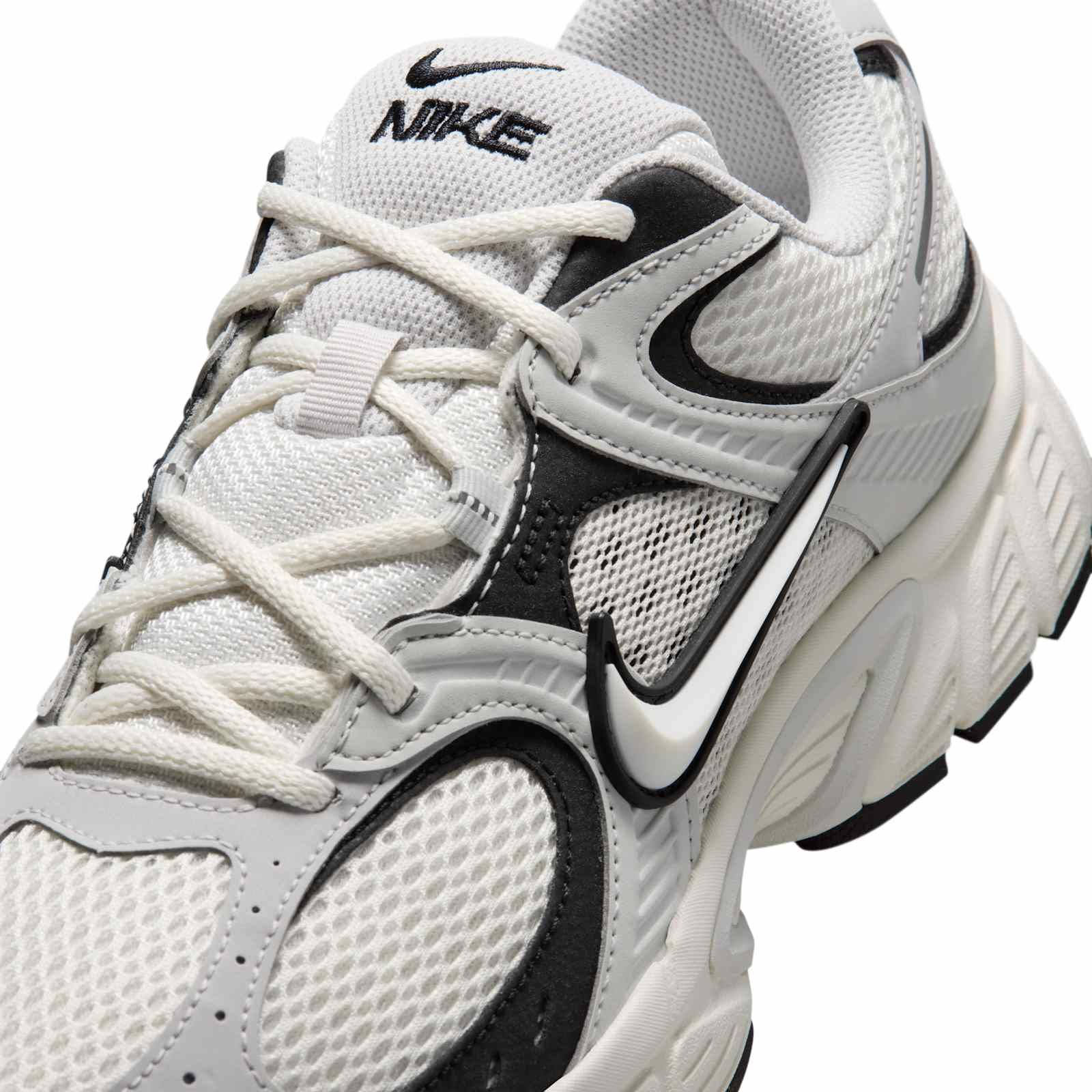 Nike V5 RNR Sail Vast Grey IO7835-100 side