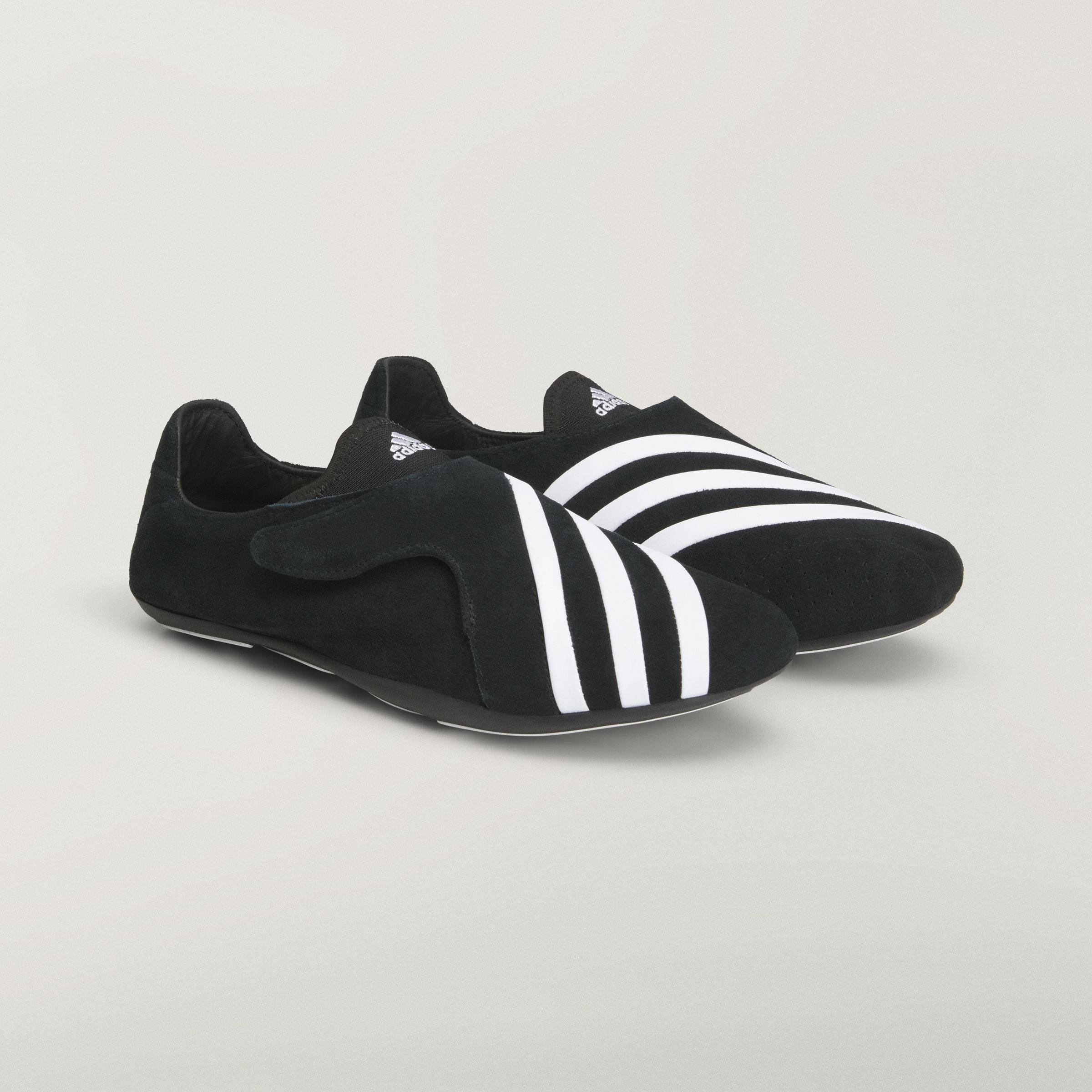 Pharrell x adidas Virginia Vario Flat Earther Suede Black KJ0953 front
