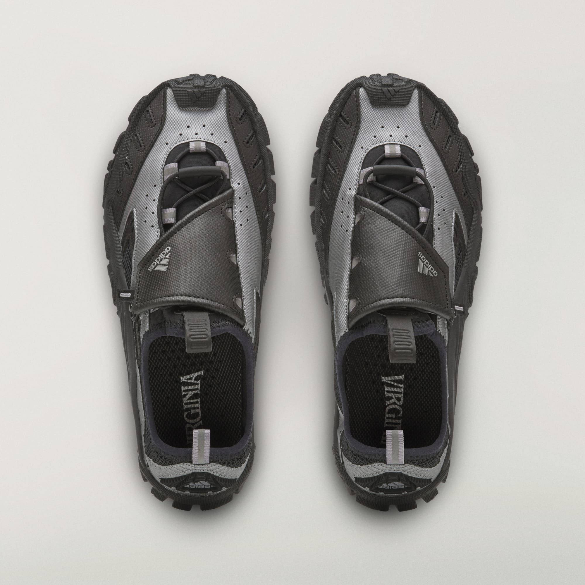 Pharrell x adidas Watermoc Starfish Black middle
