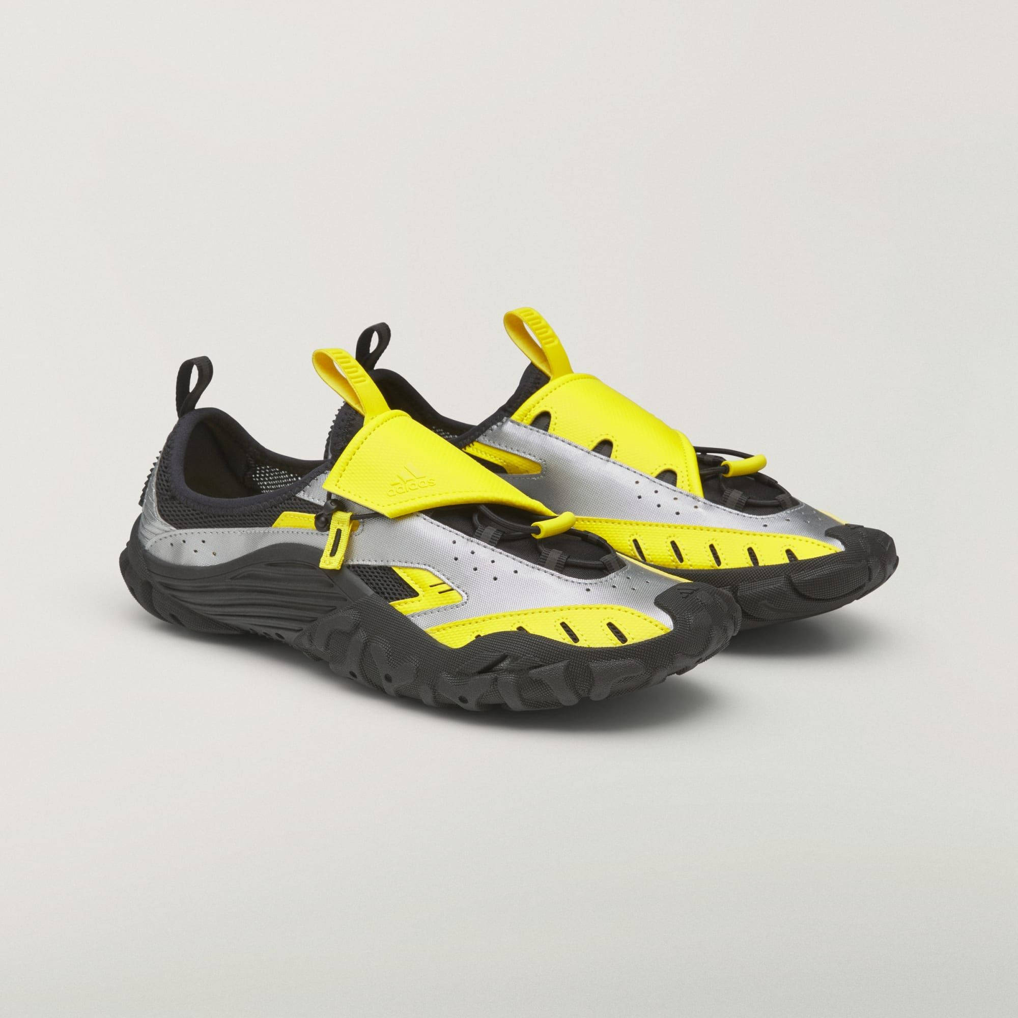 Pharrell x adidas Watermoc Starfish Yellow front