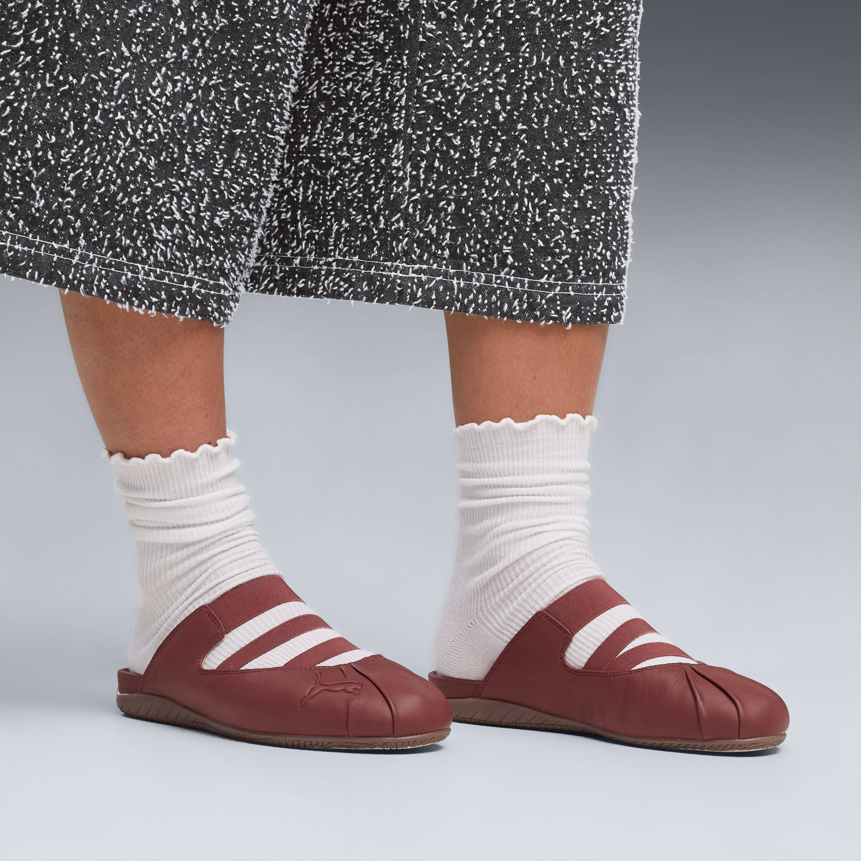 PUMA Speedcat Mule Burgundy 409618-03 on foot