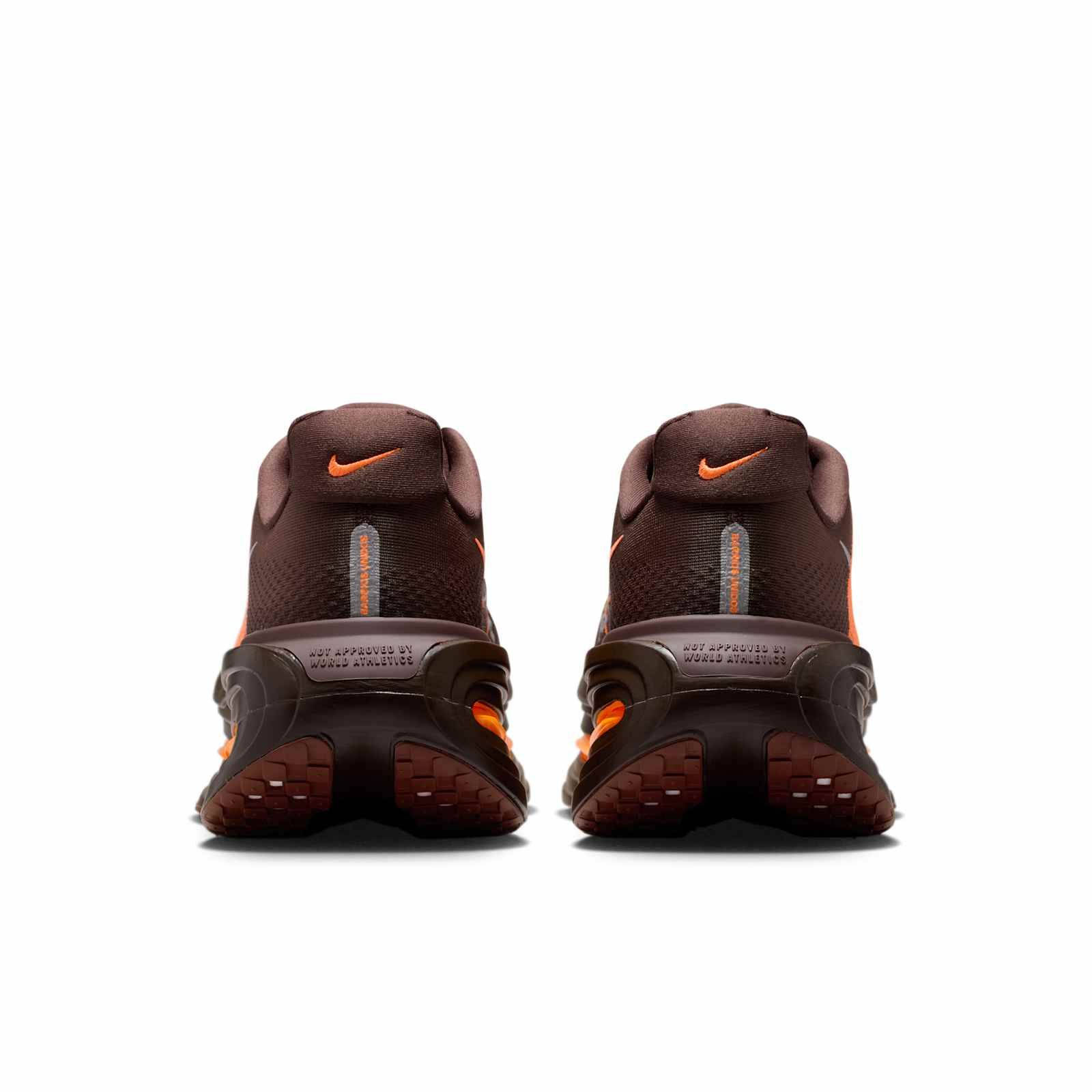 Renegade x Nike Vomero Premium Brown Basalt IQ7314-200 back