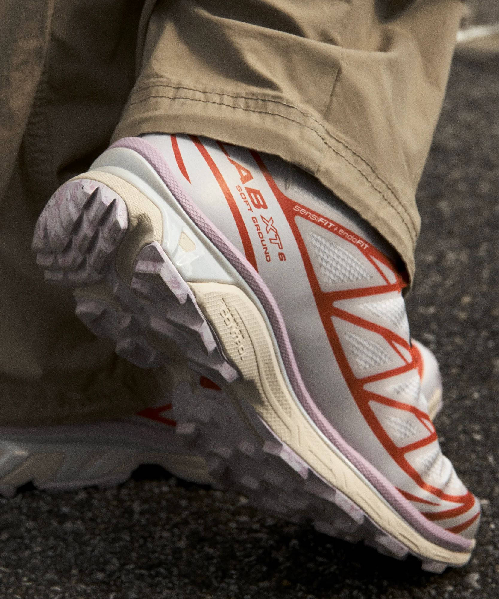 Salomon XT-6 Nostalgia Lilac Ash Dawn Pink L49185800 on foot